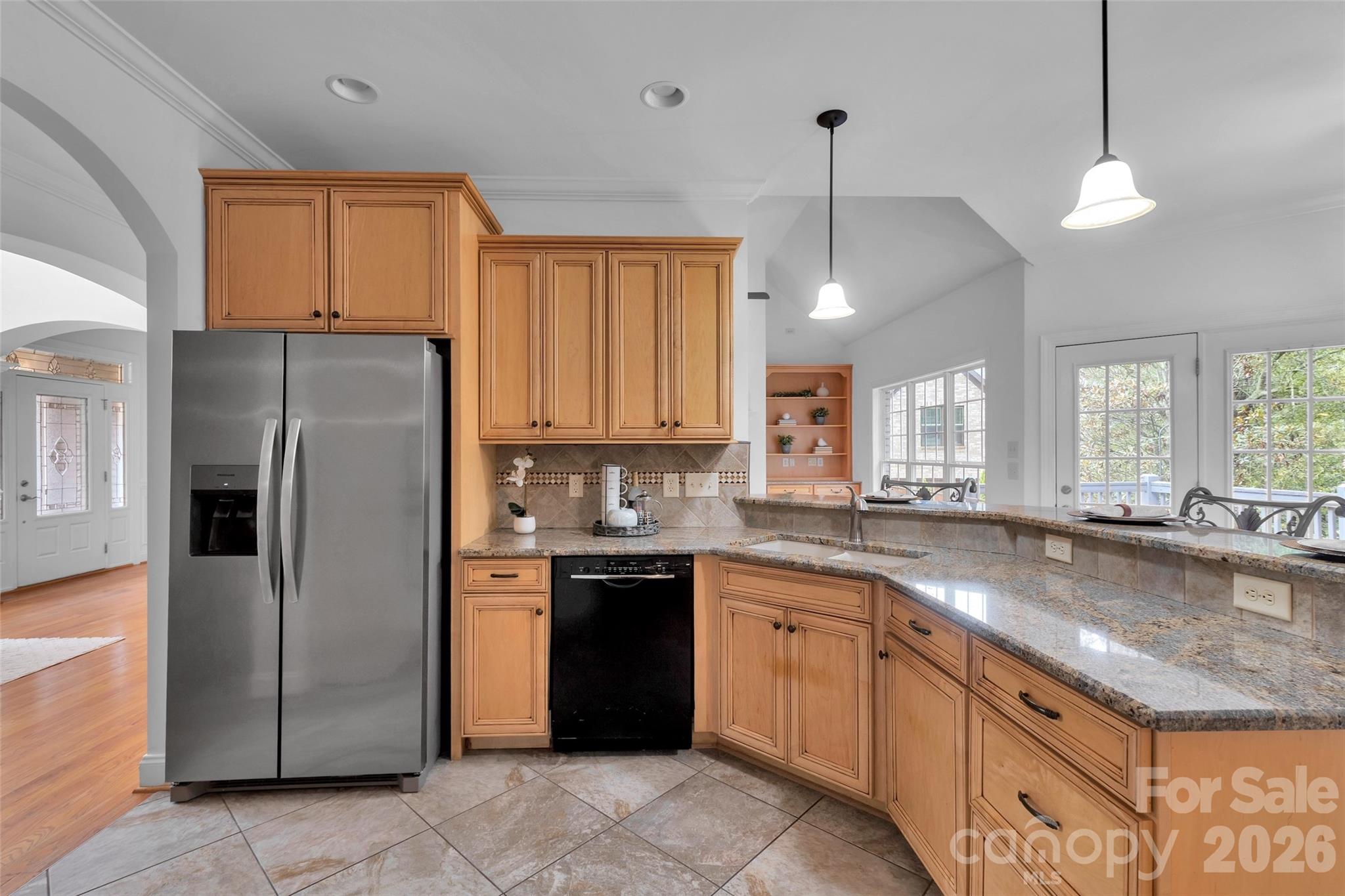 main property photo 15