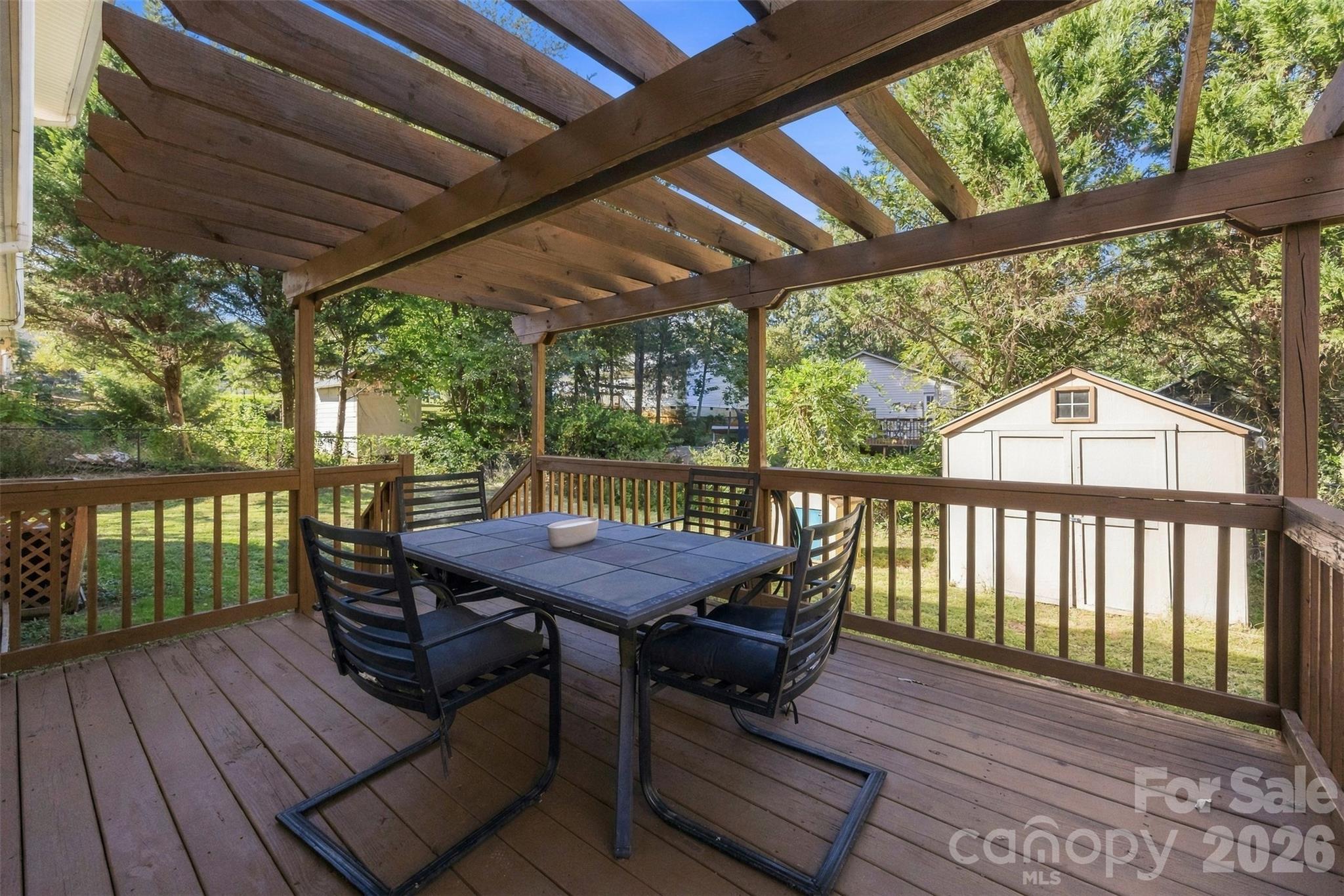 main property photo 31