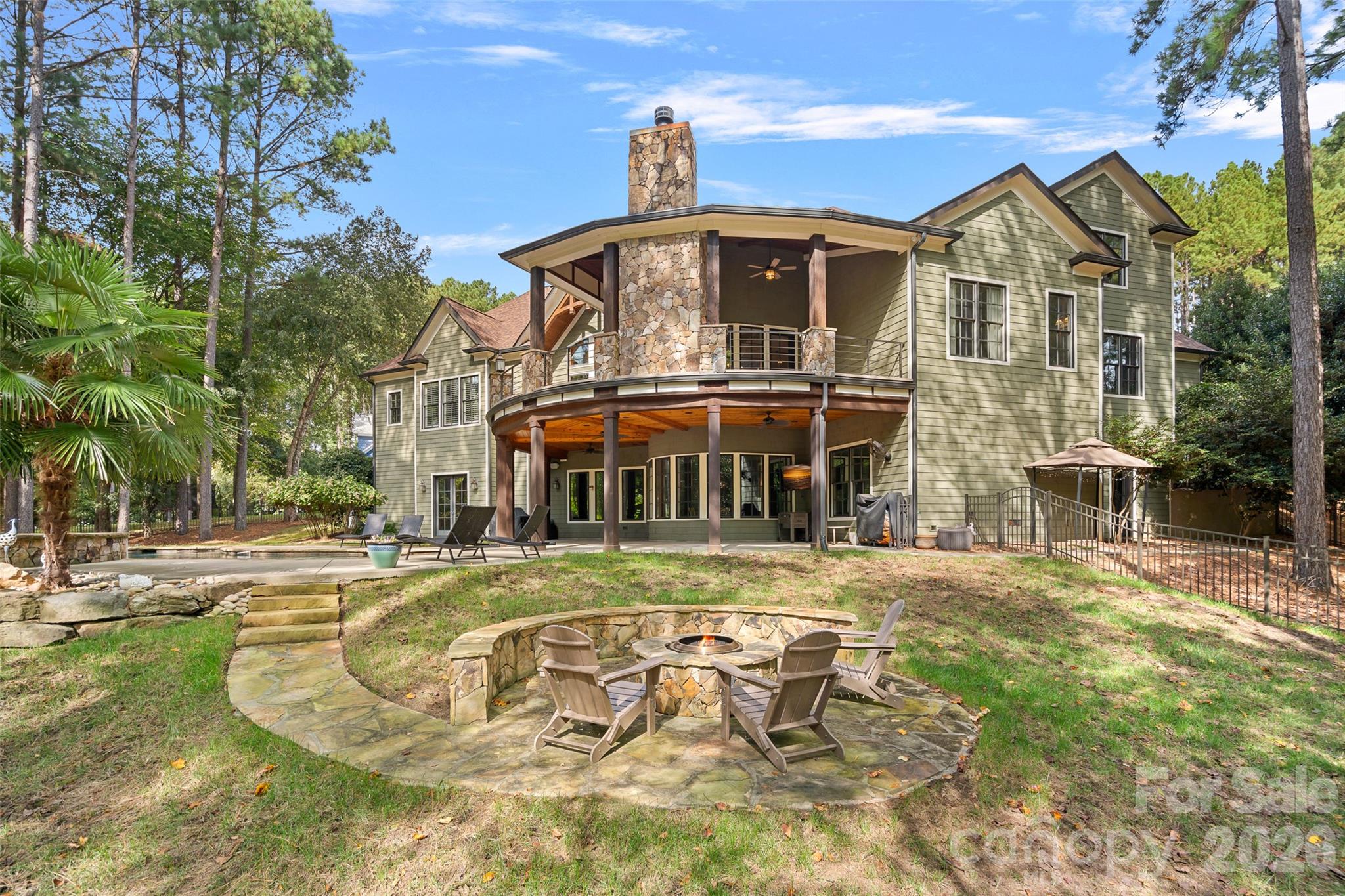 main property photo 33