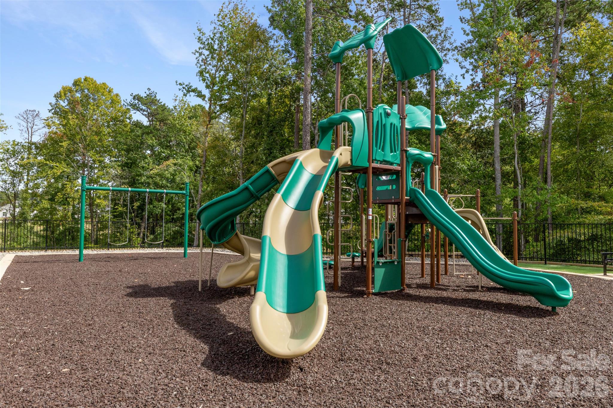main property photo 47