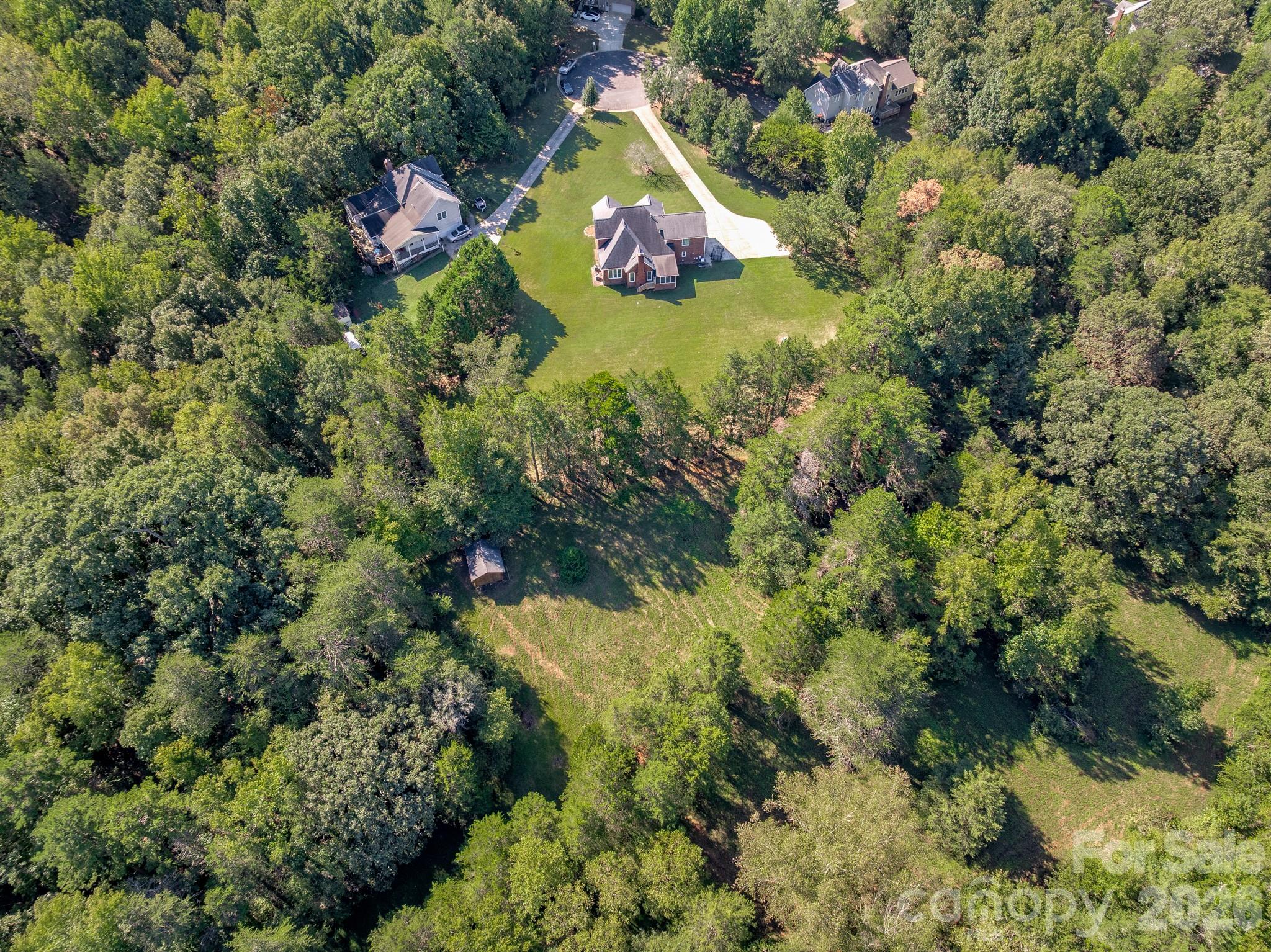 main property photo 38