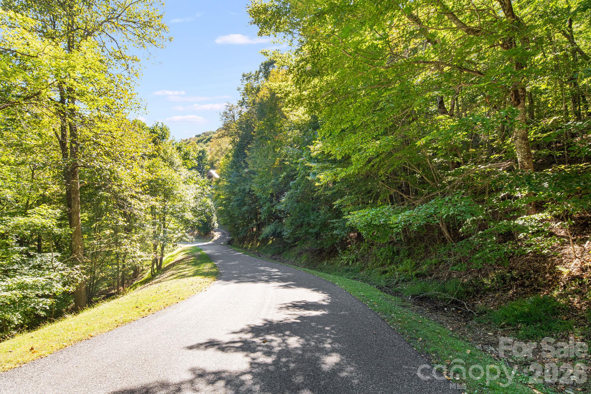 main property photo 13