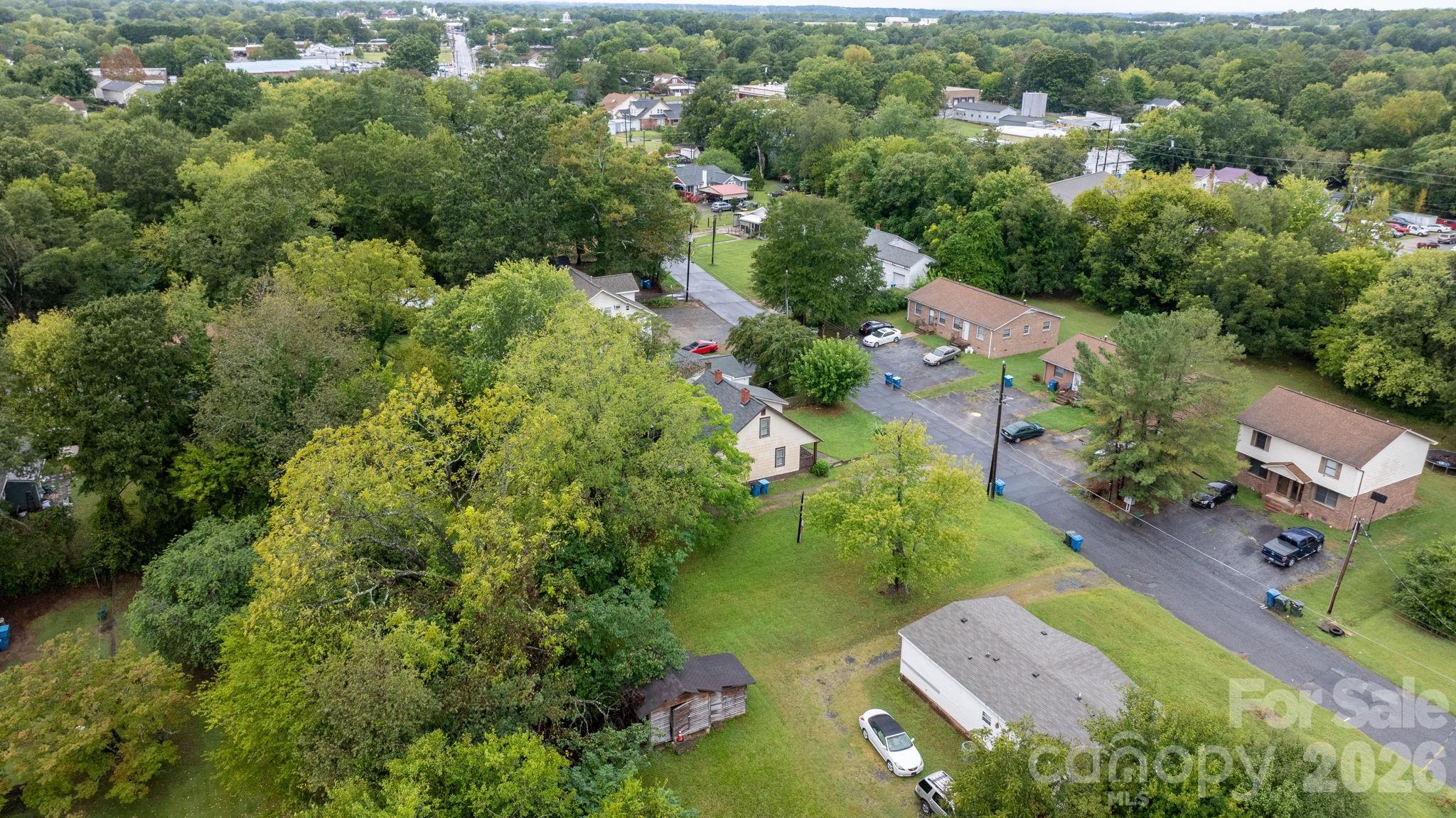 main property photo 35