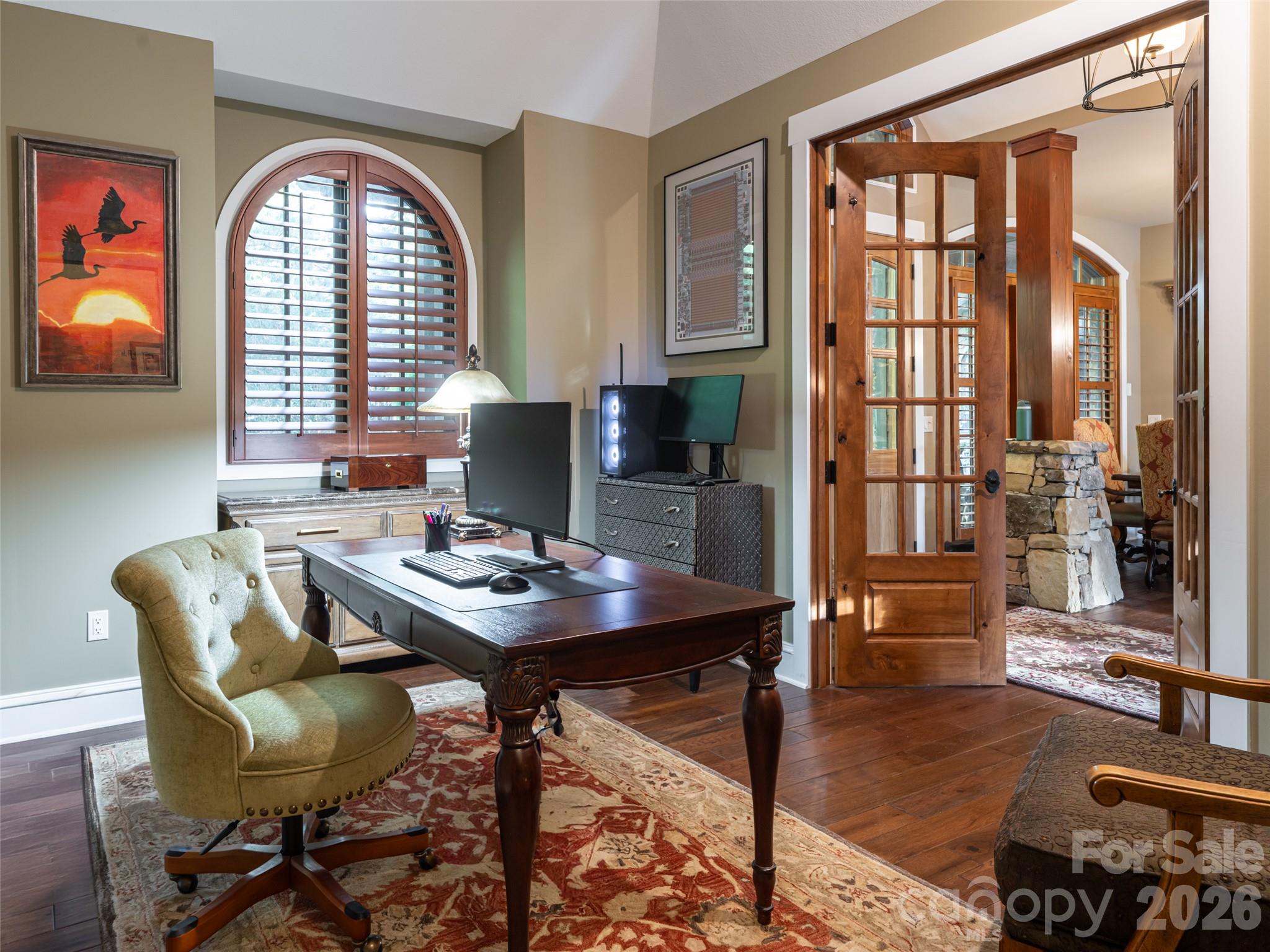 main property photo 14