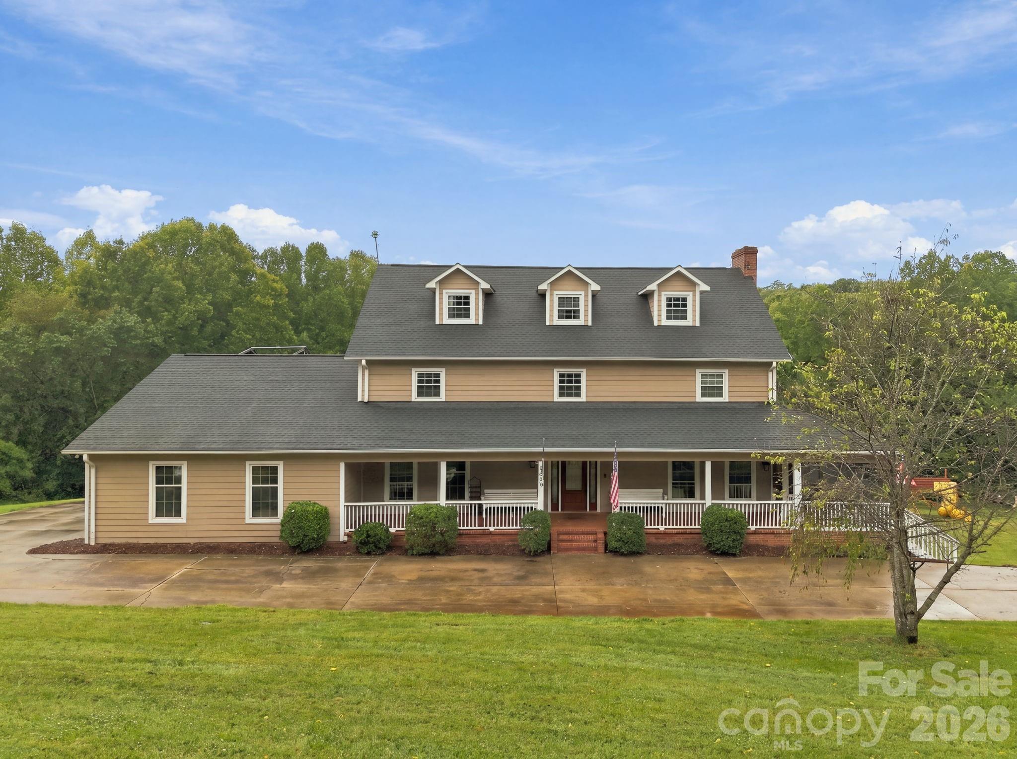 main property photo 43