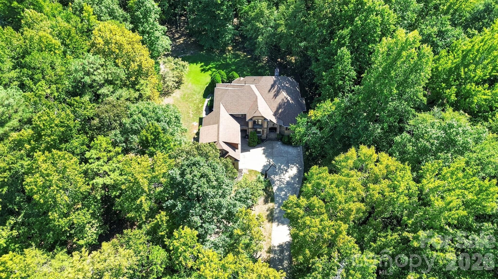 main property photo 37