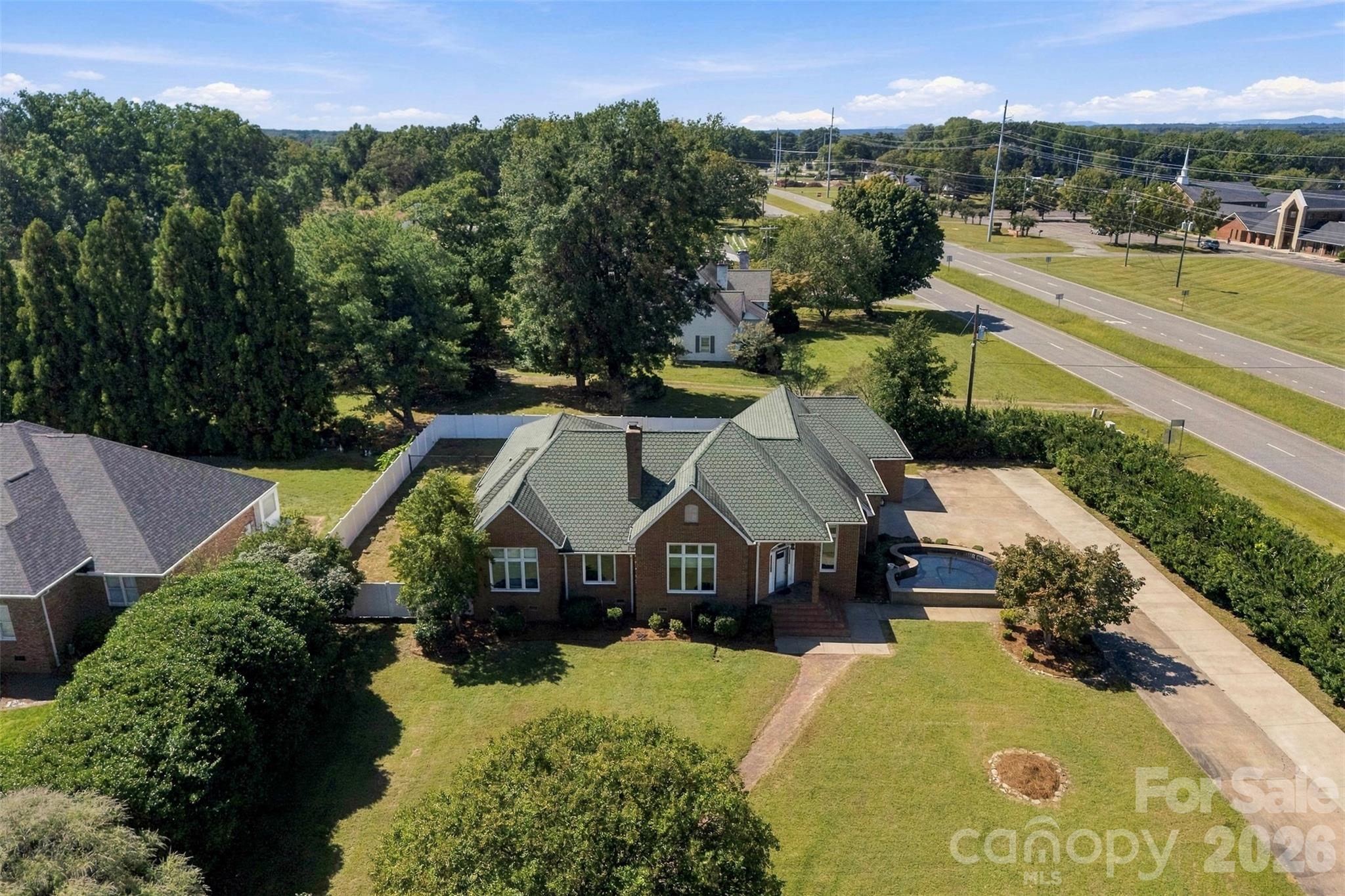 main property photo 44