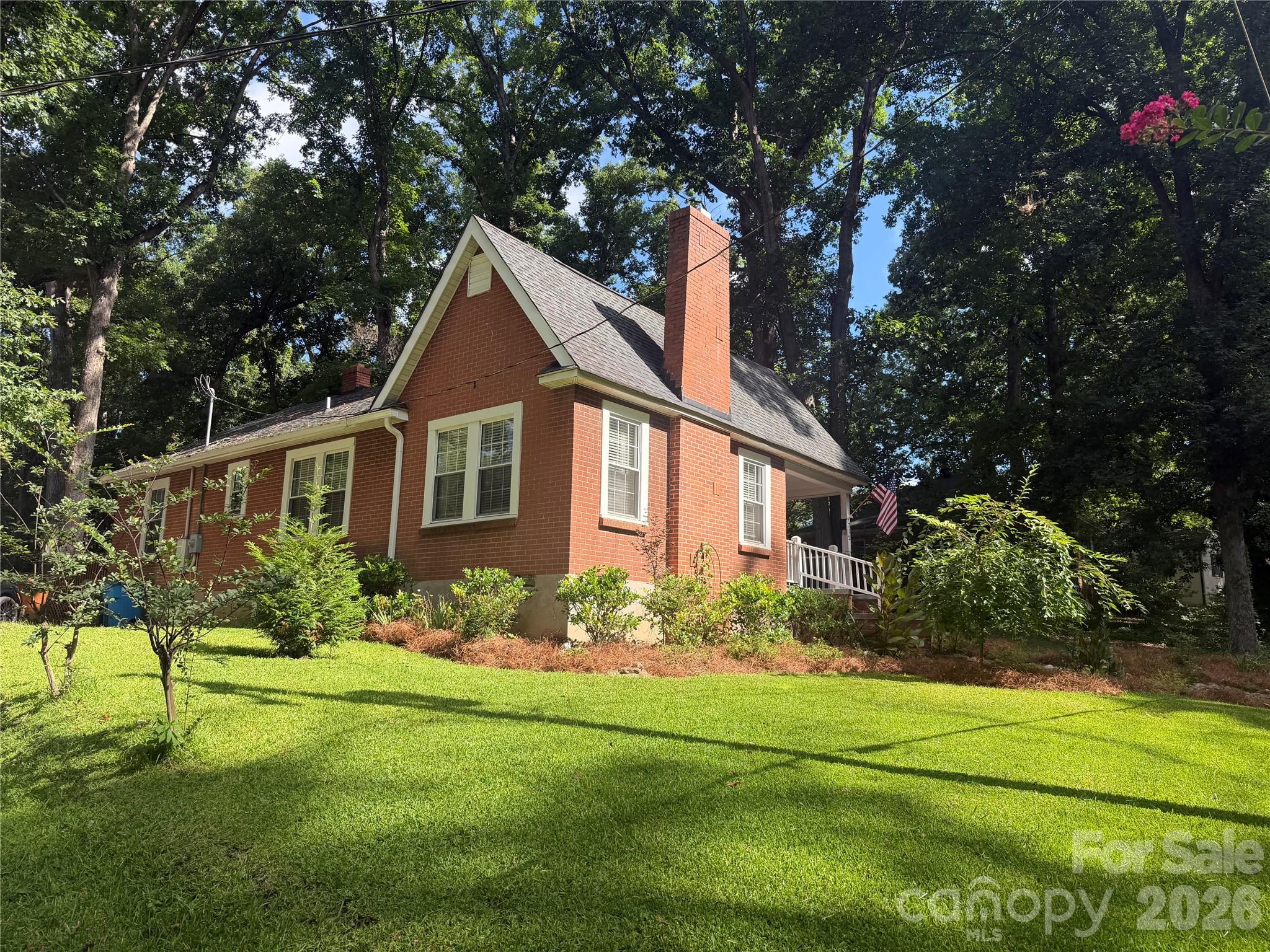 main property photo 31