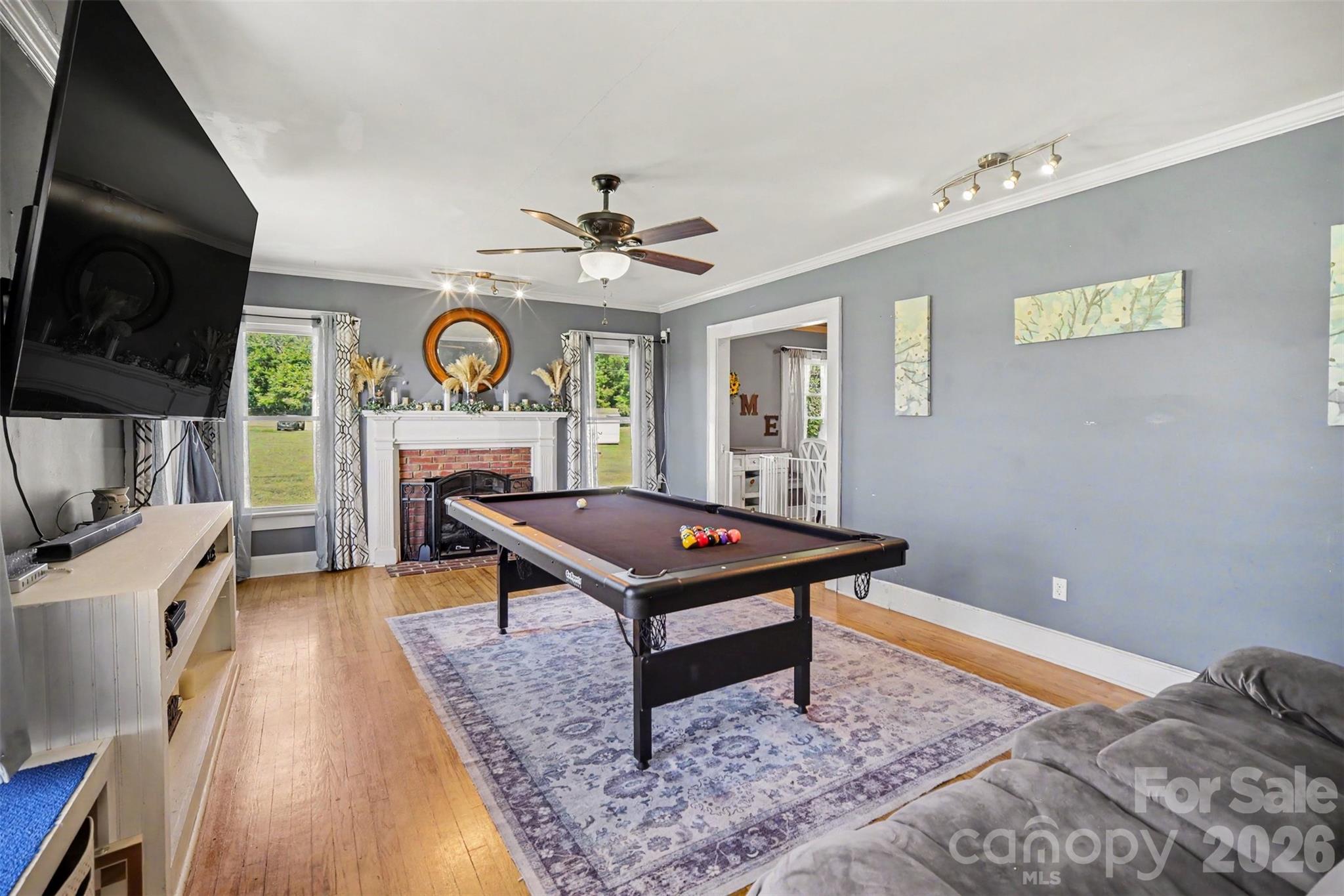 main property photo 11