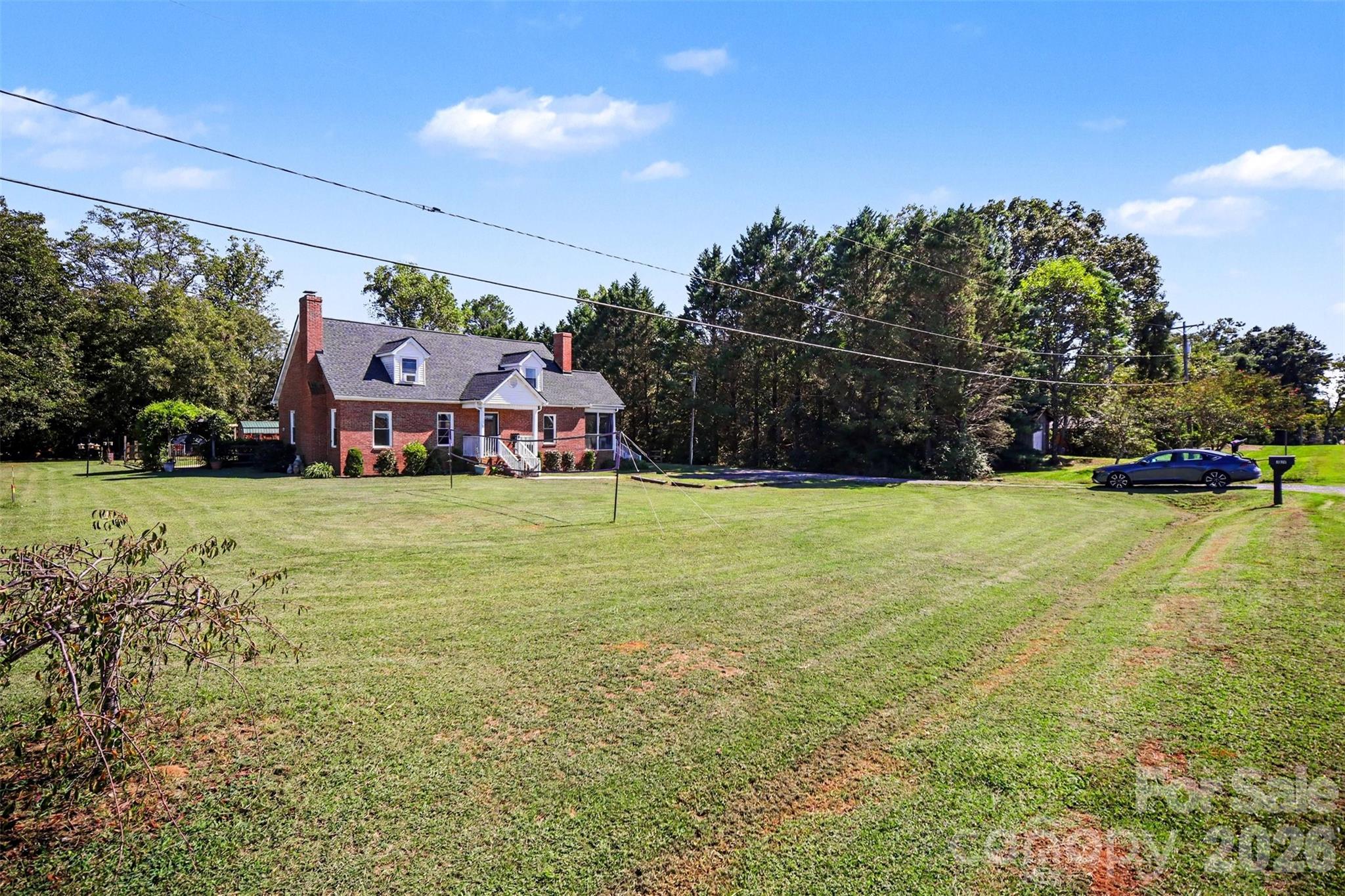 main property photo 3