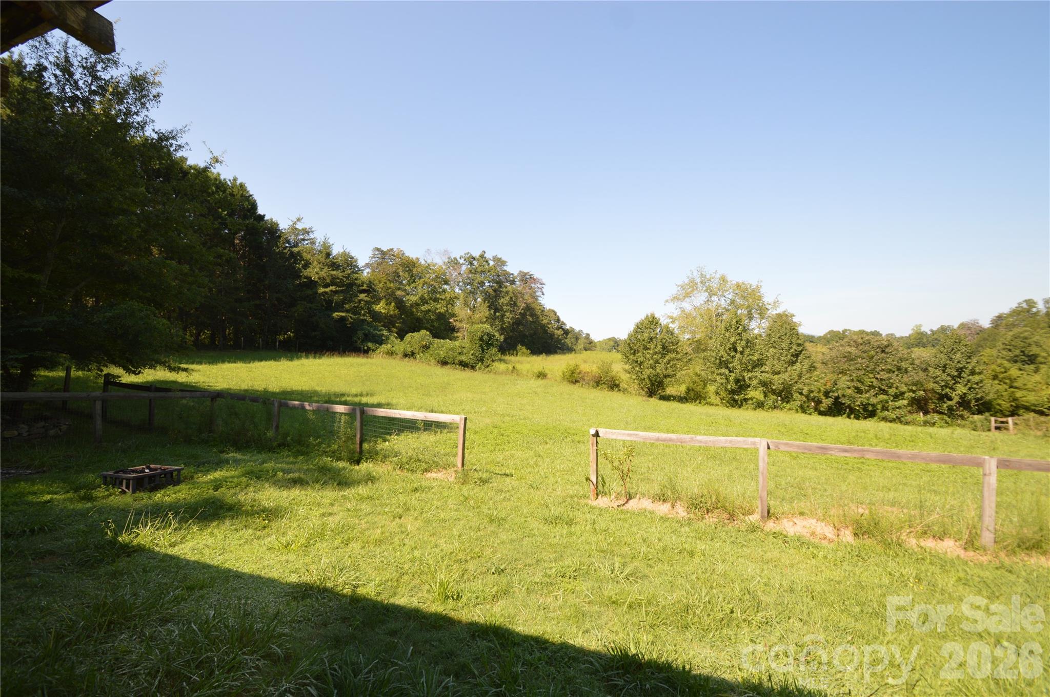 main property photo 11