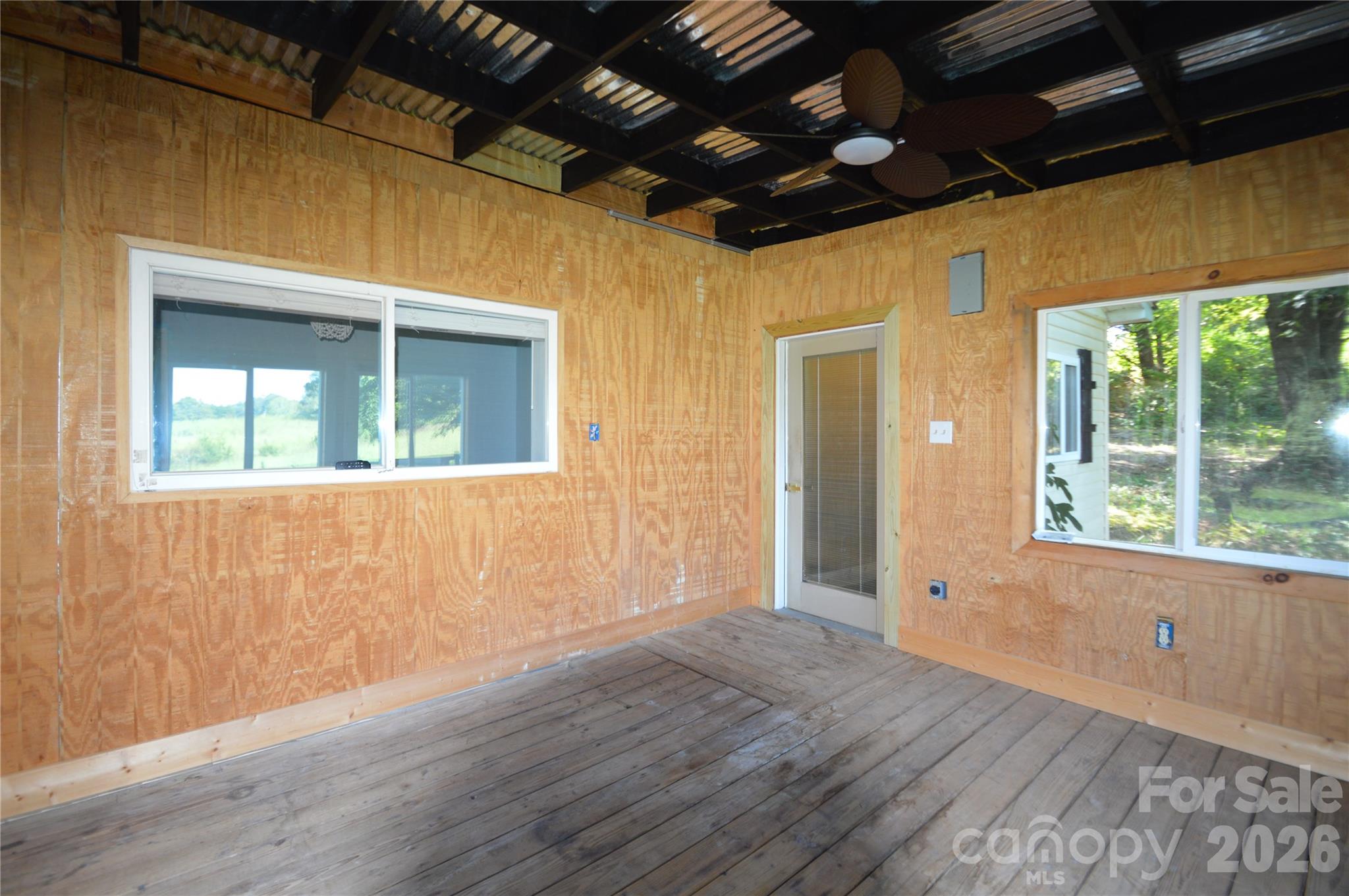 main property photo 36
