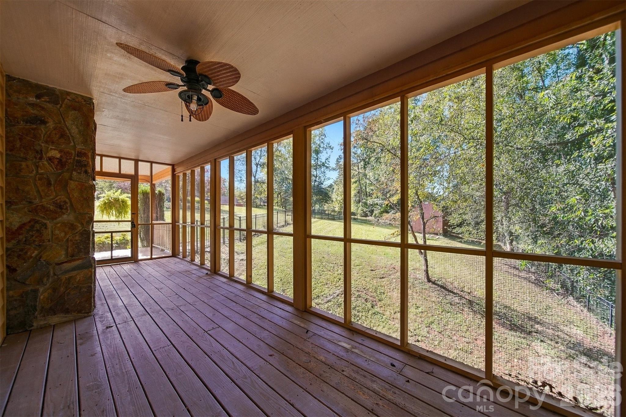 main property photo 41