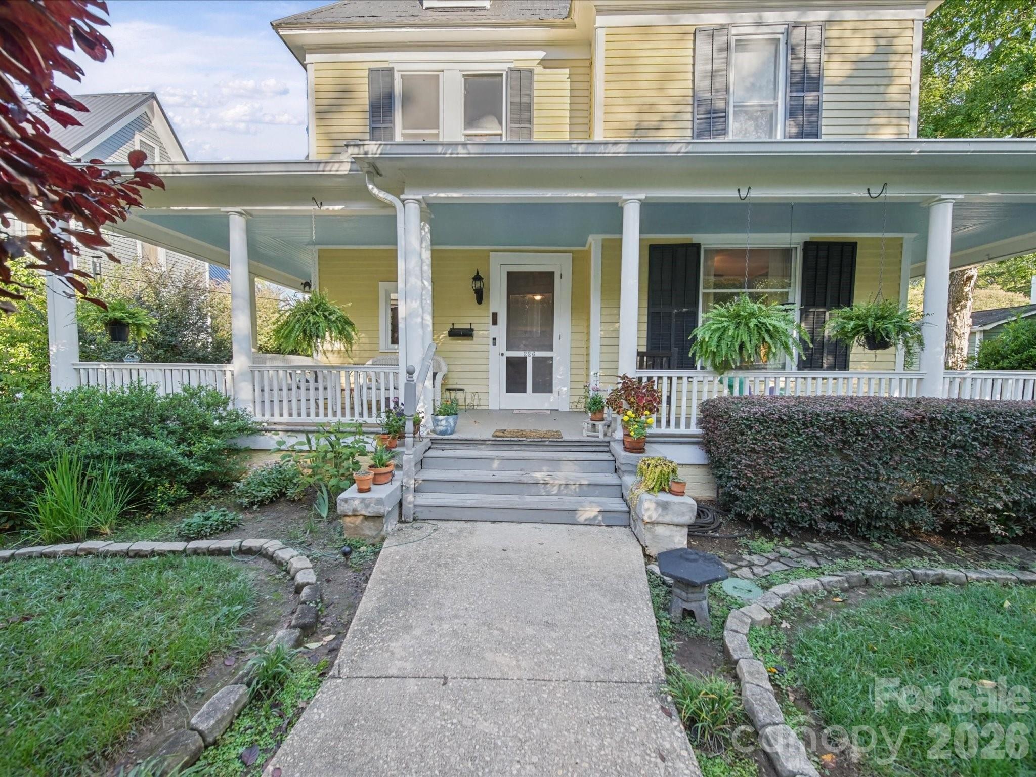 main property photo 4