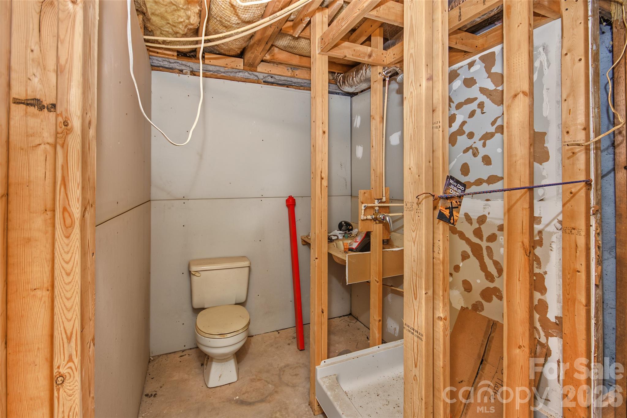 main property photo 25