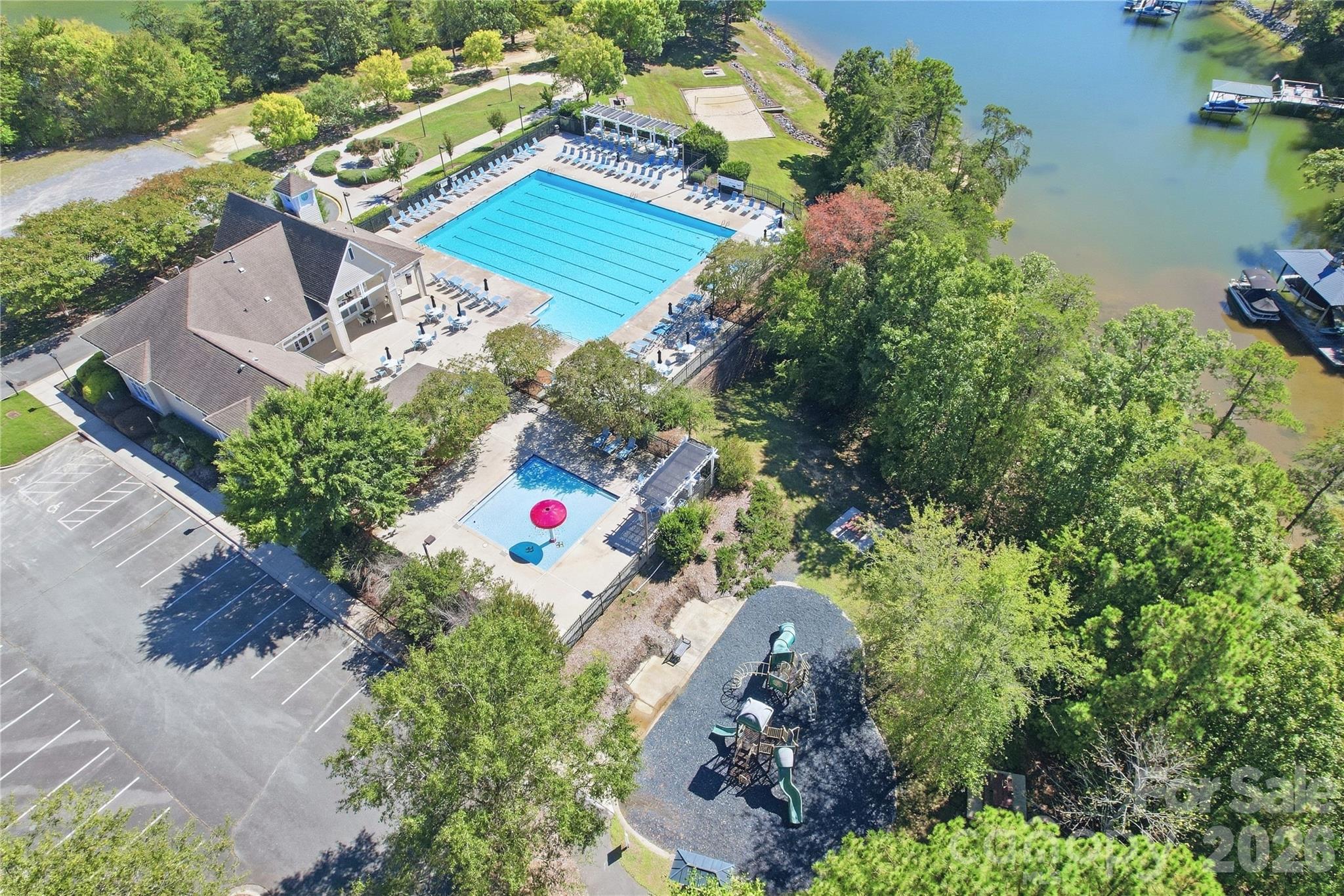 main property photo 45