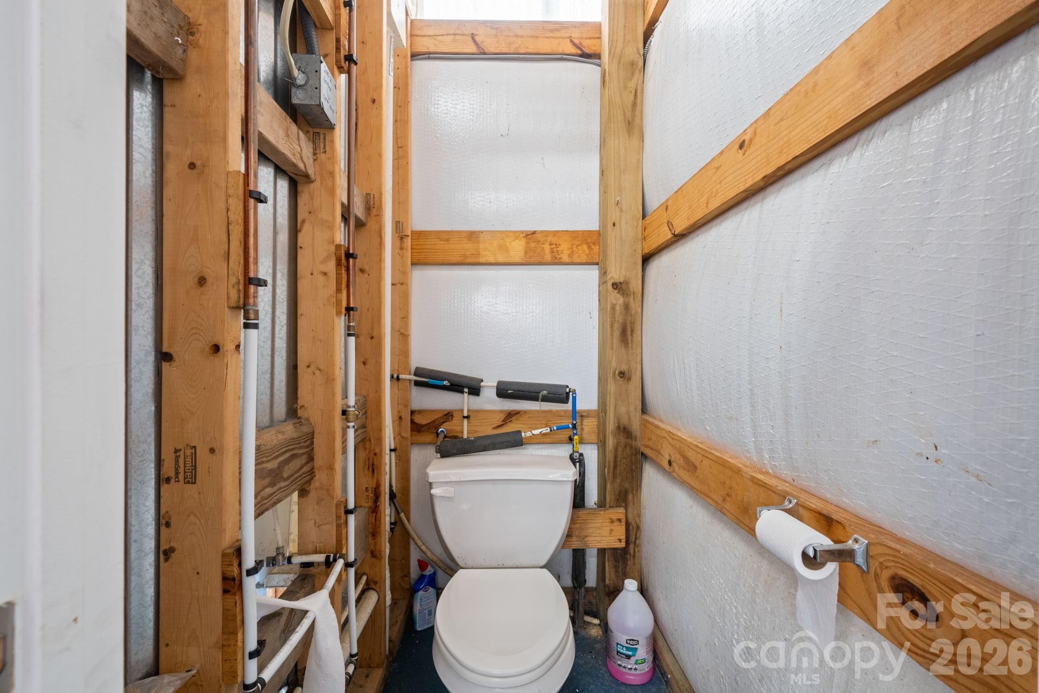 main property photo 38