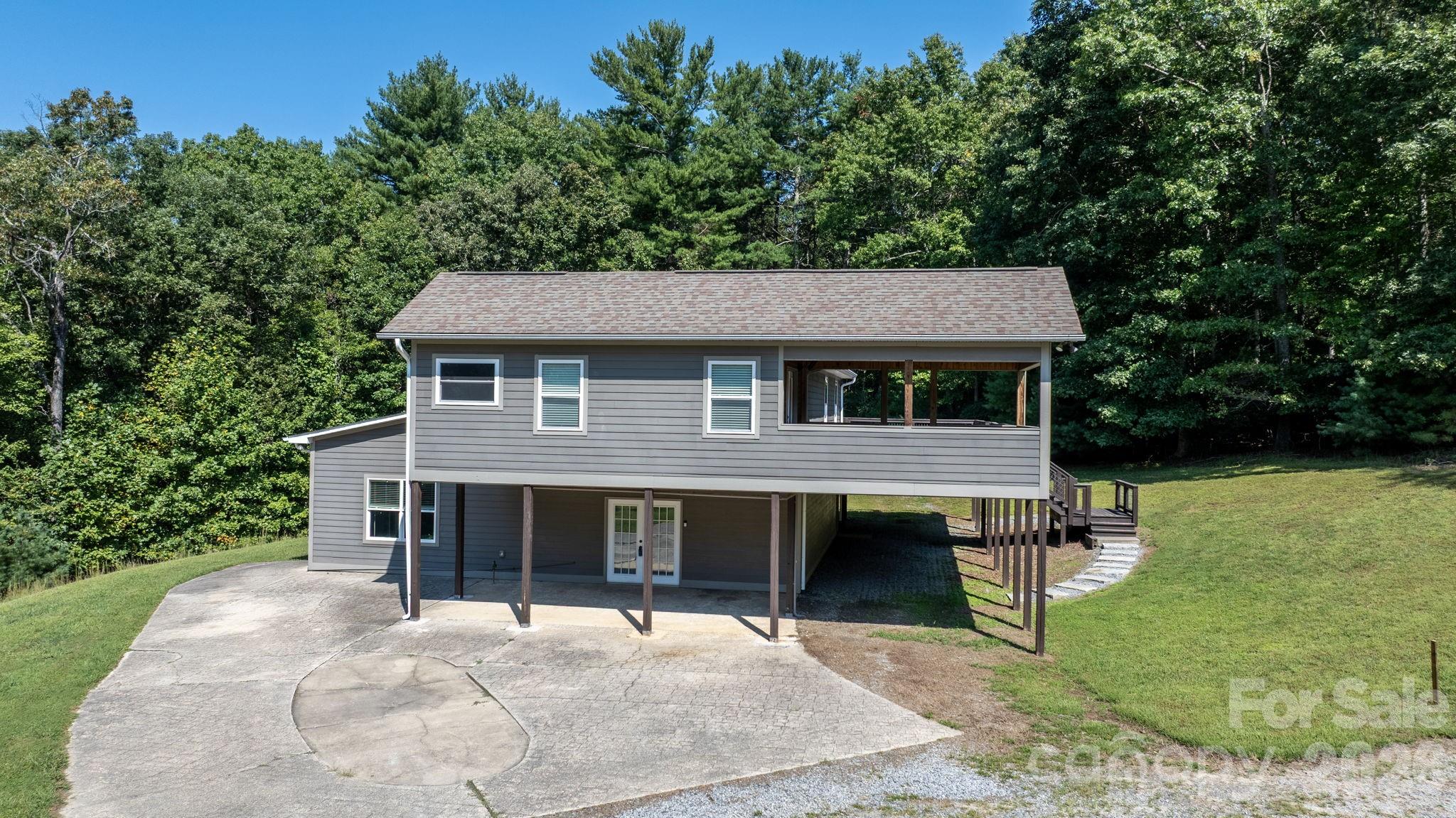 main property photo 40