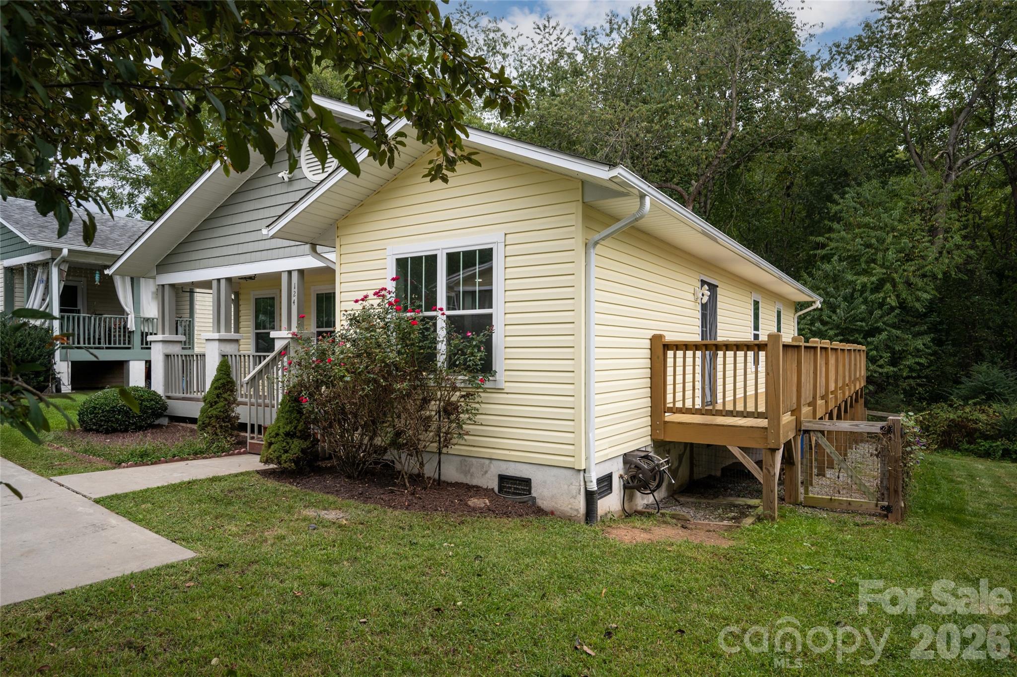 main property photo 2