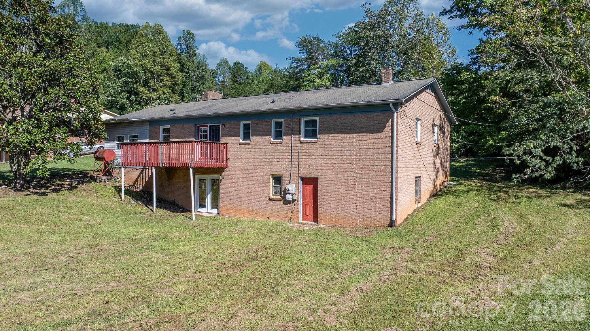 main property photo 39