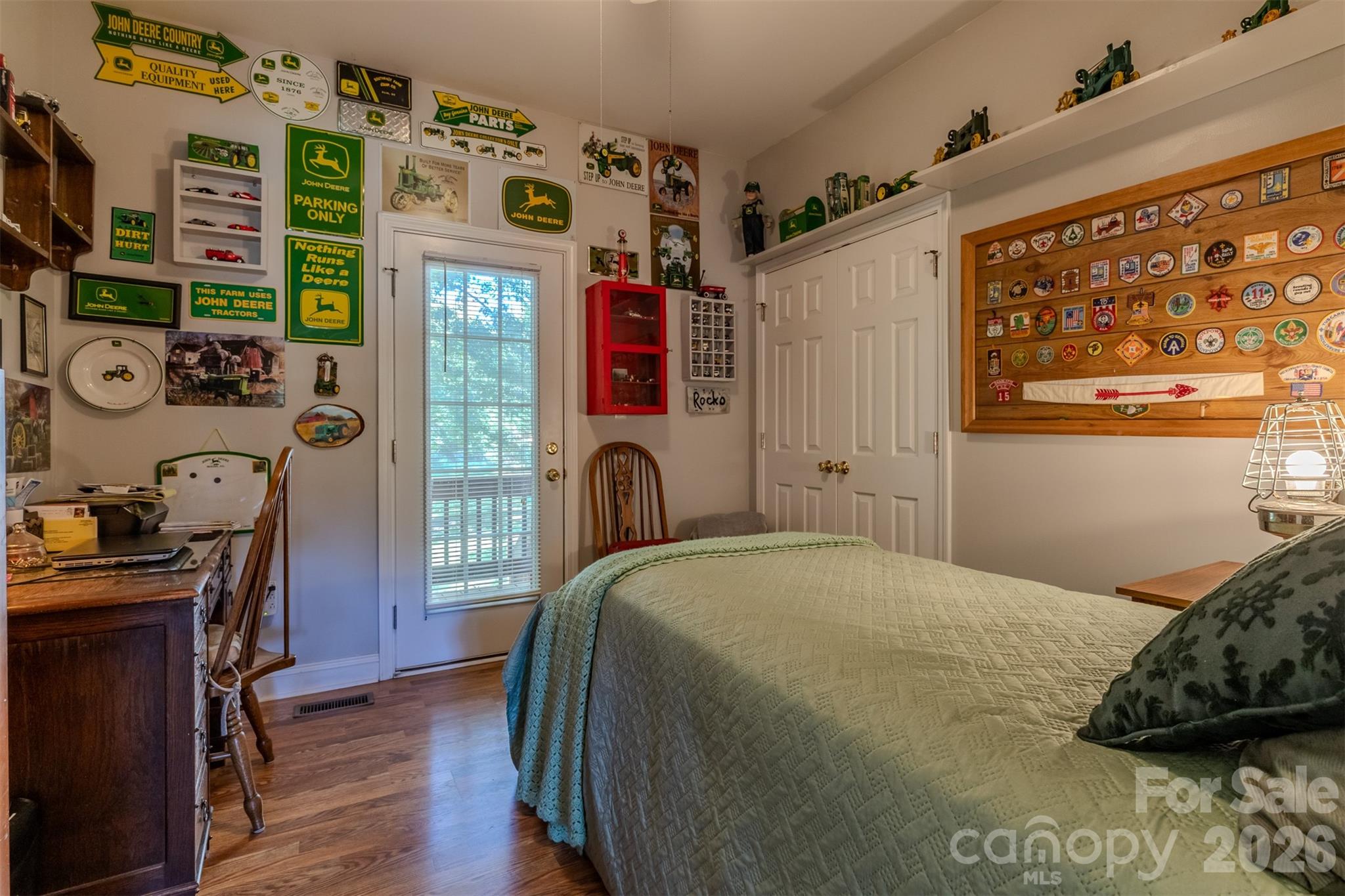 main property photo 26