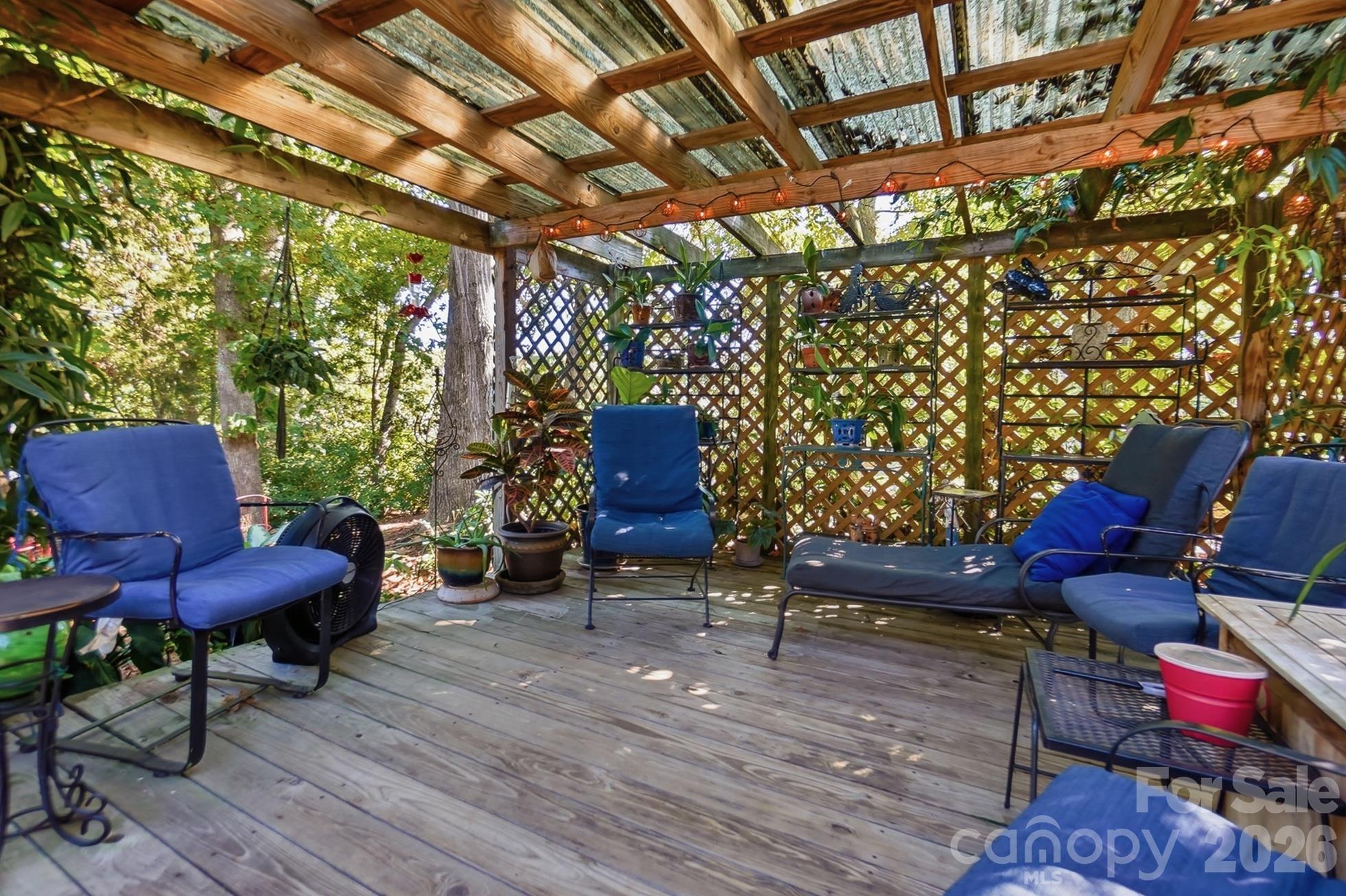 main property photo 35