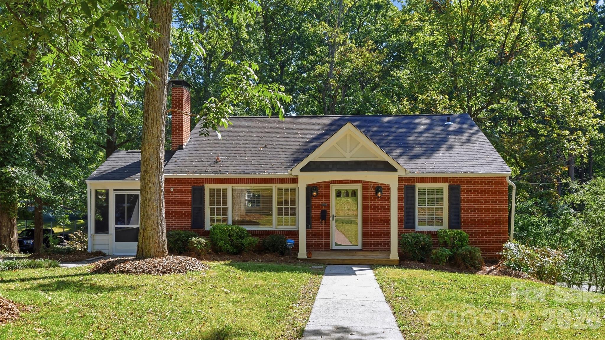 main property photo 0