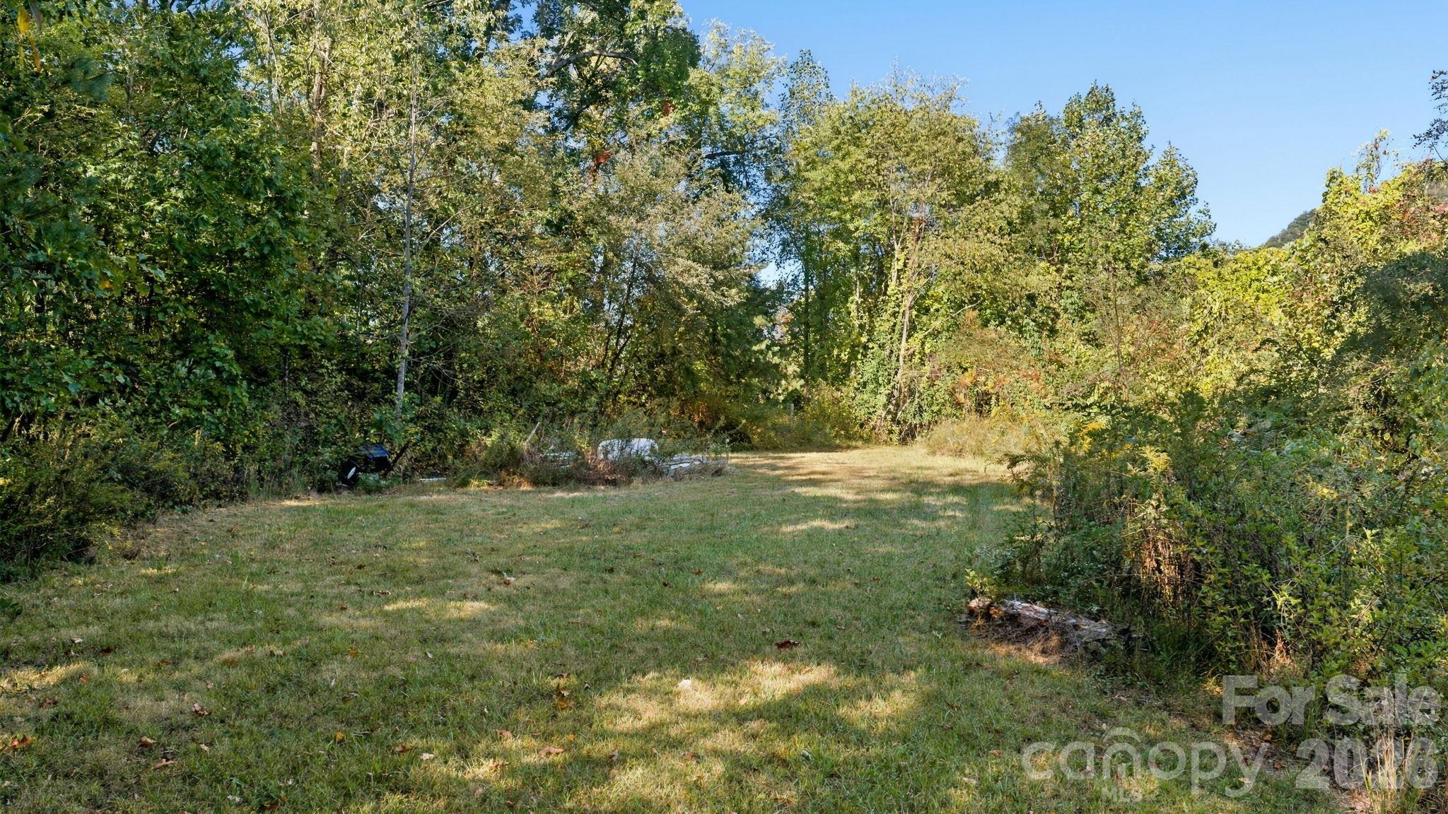 main property photo 10