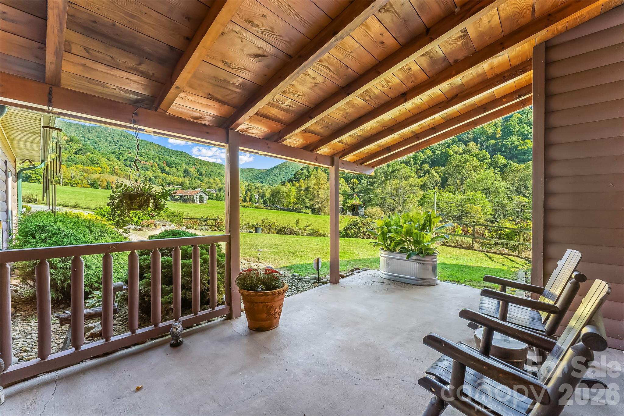 main property photo 4