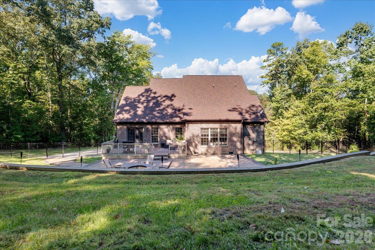 main property photo 42