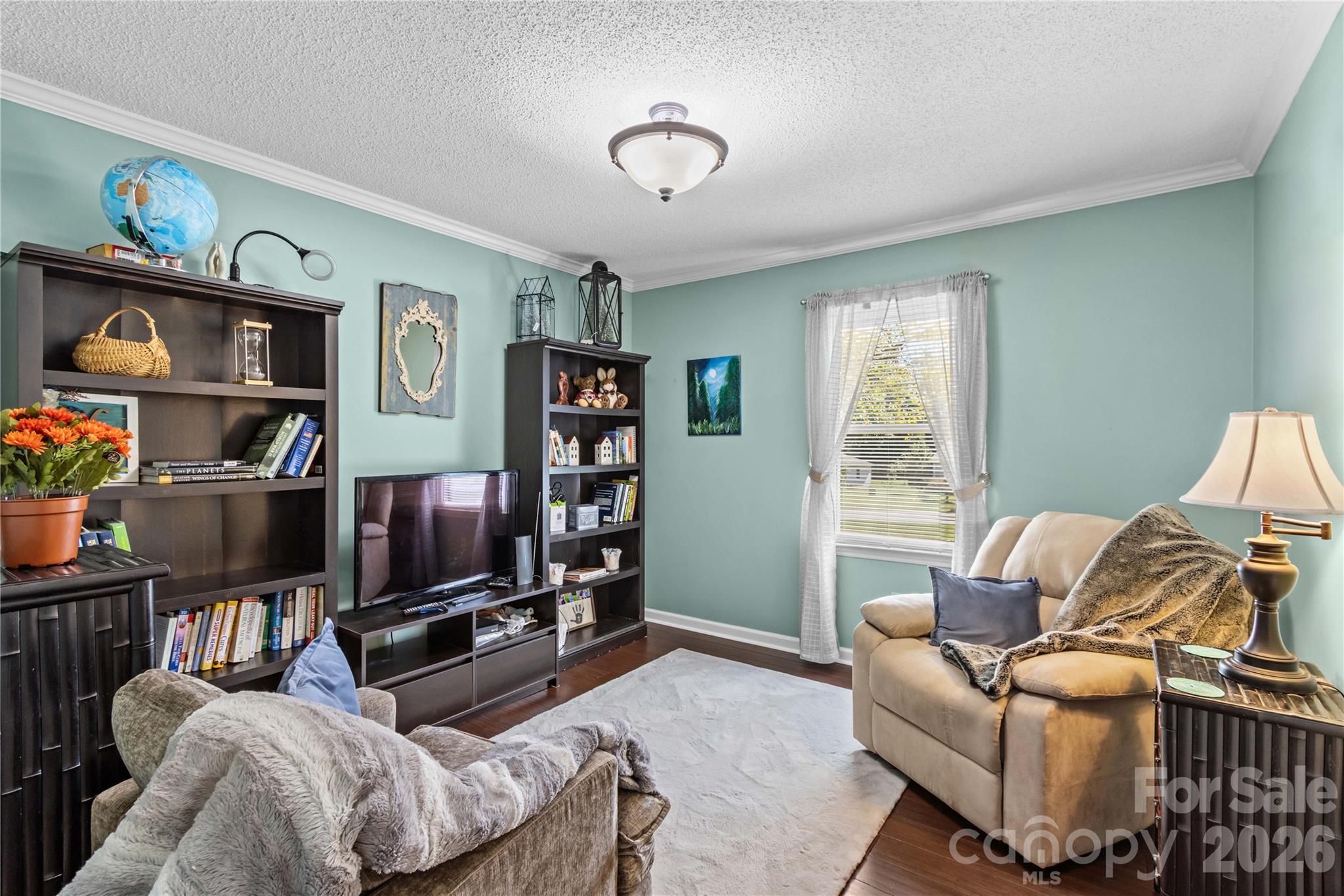 main property photo 19