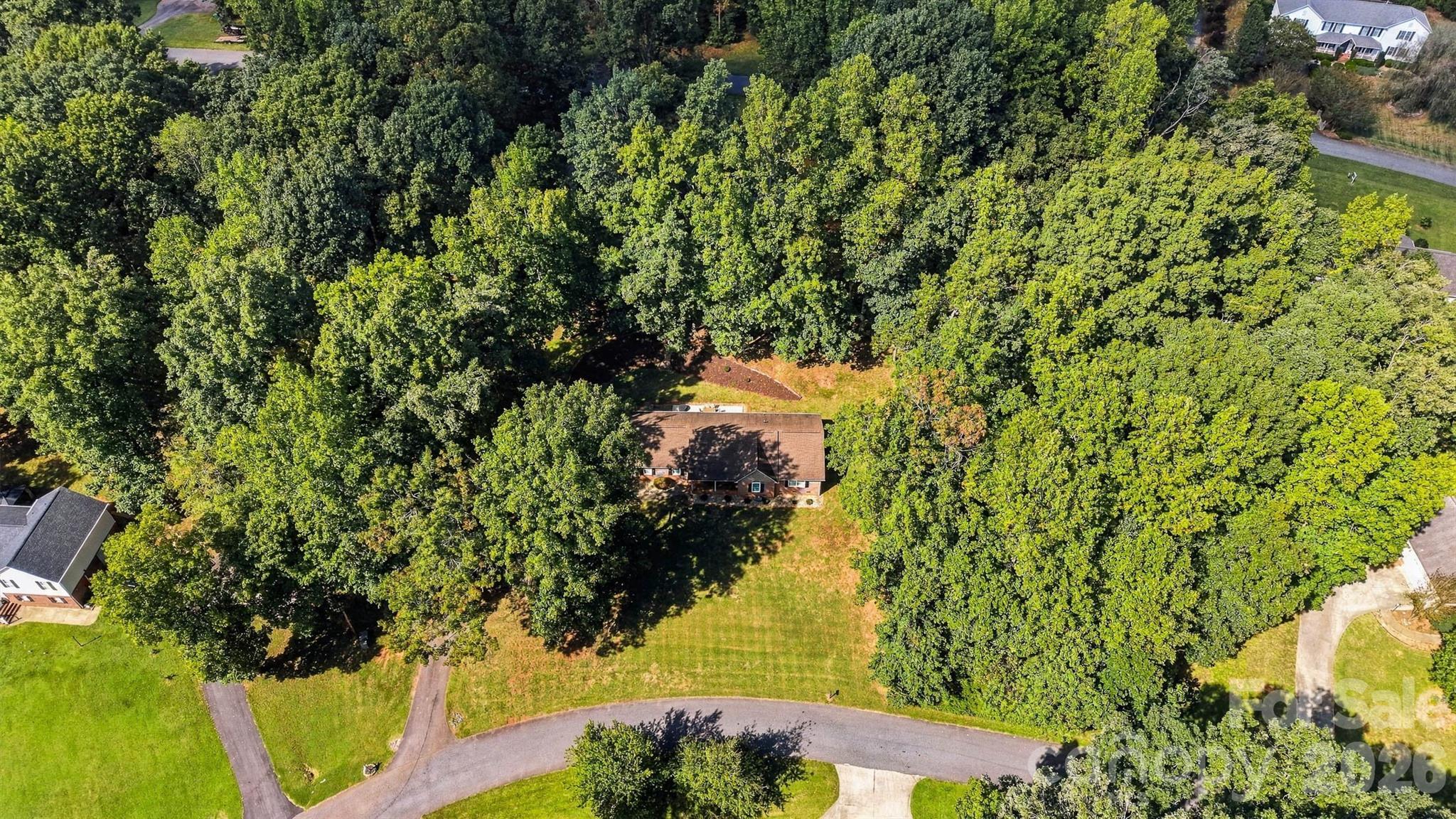main property photo 25