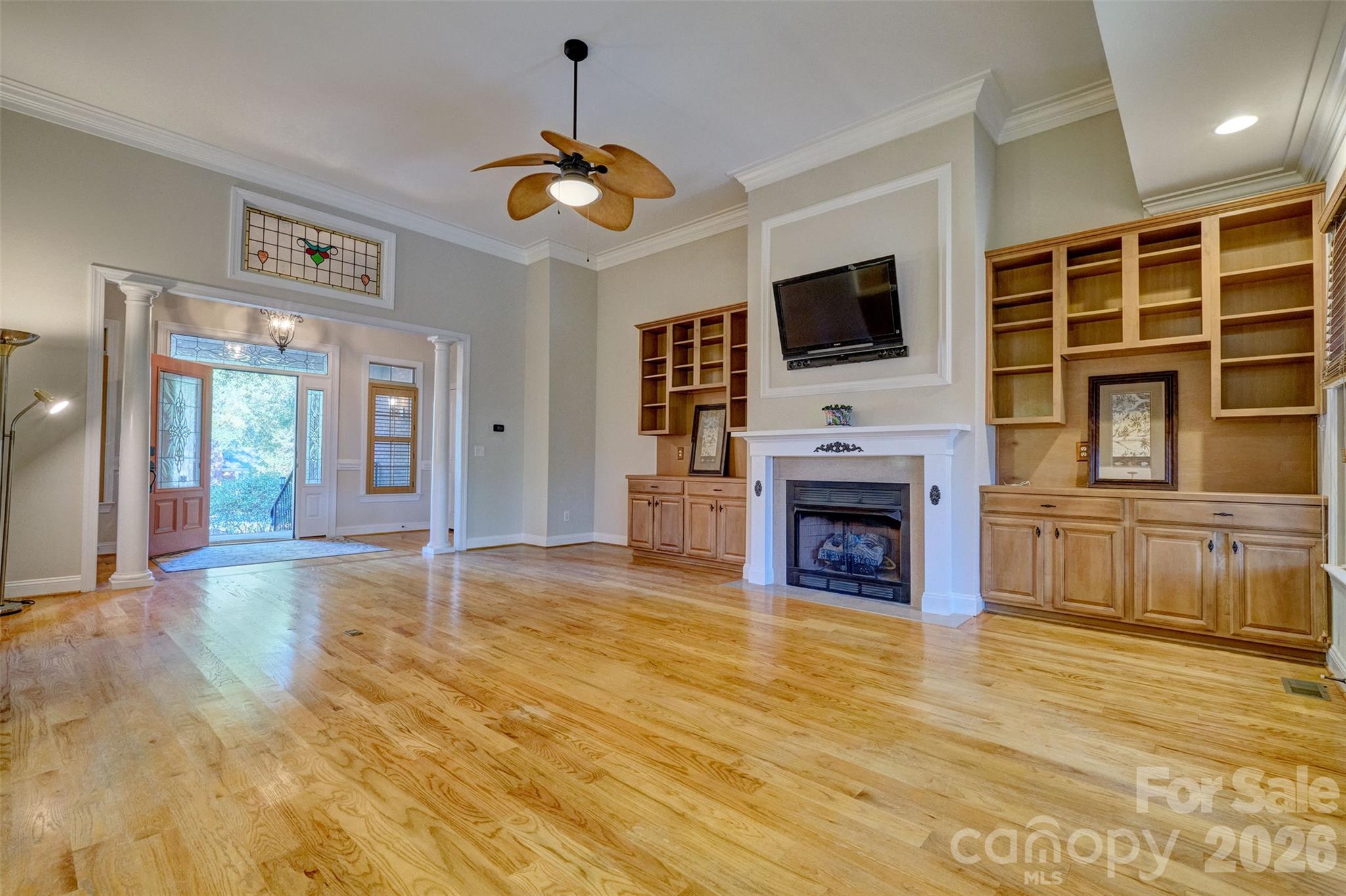 main property photo 6