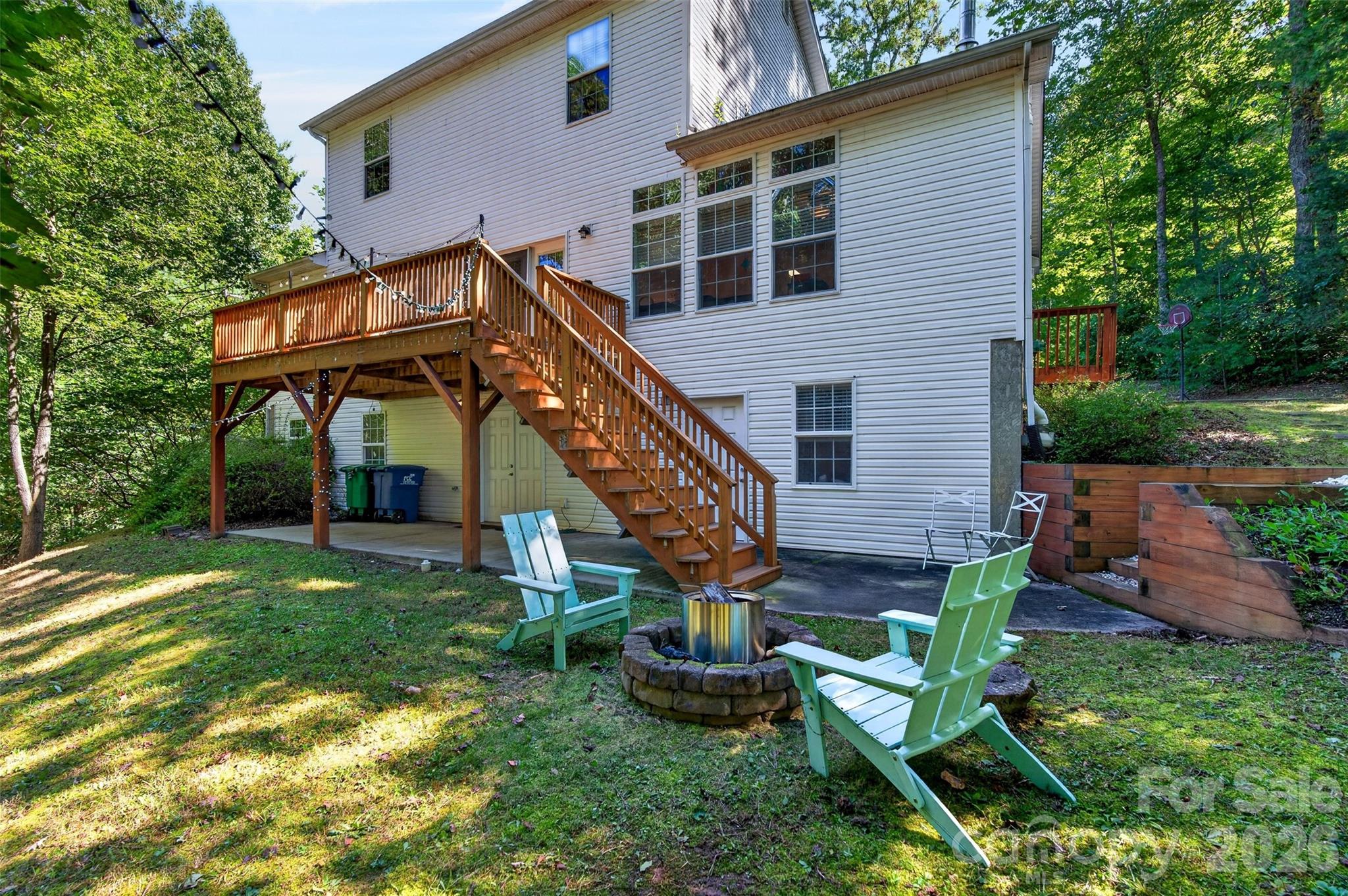 main property photo 36