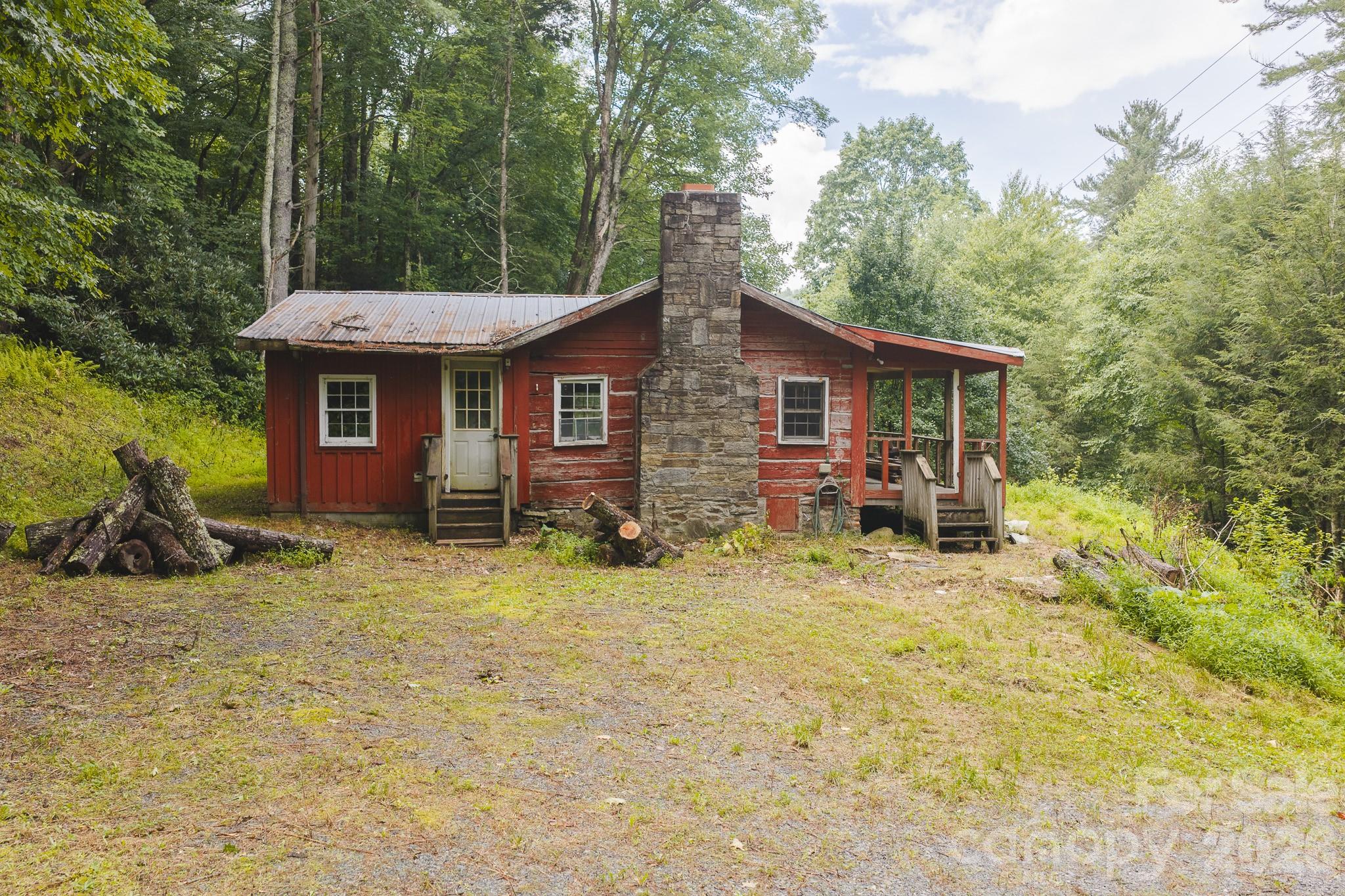 main property photo 4