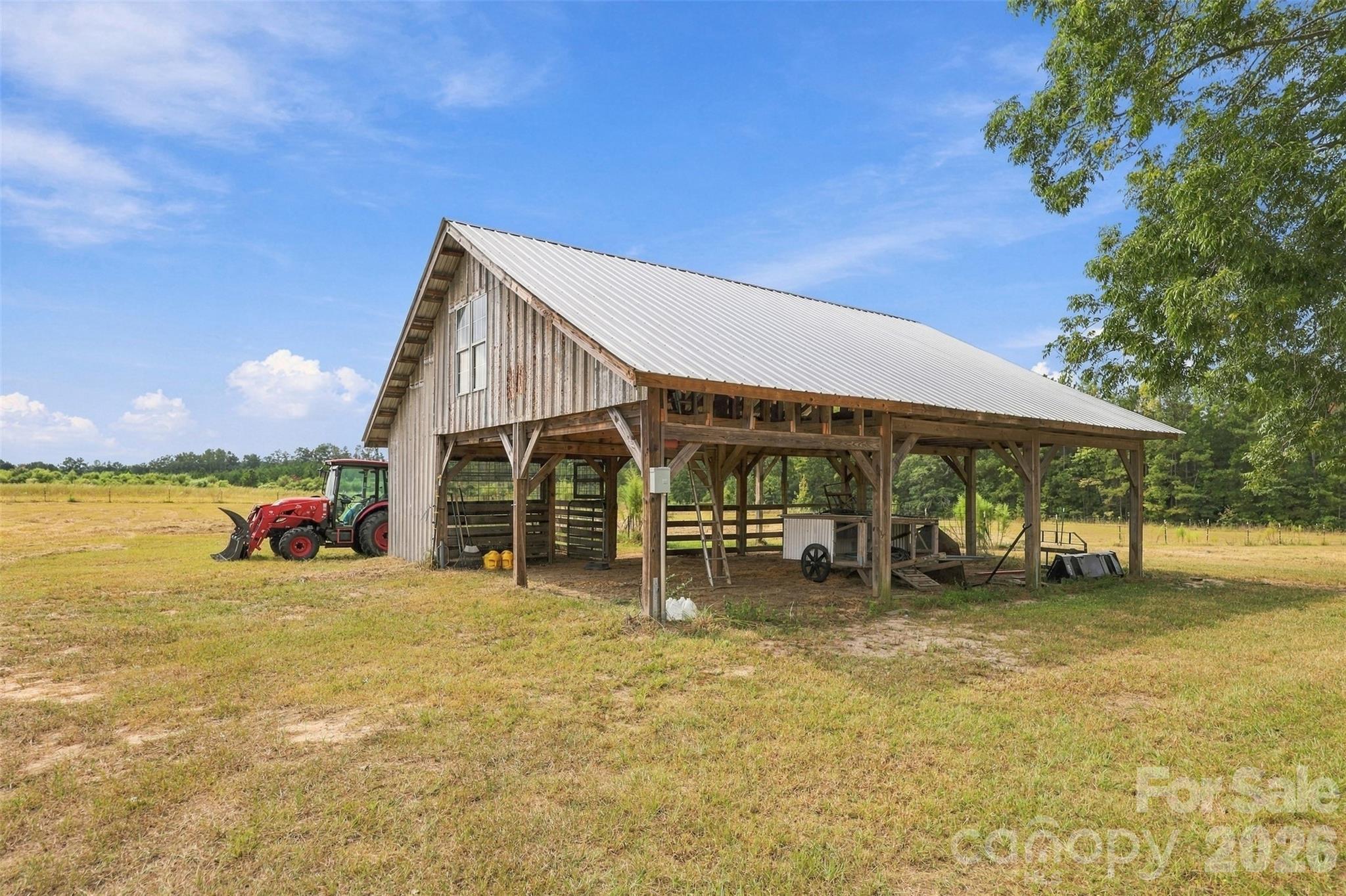 main property photo 38