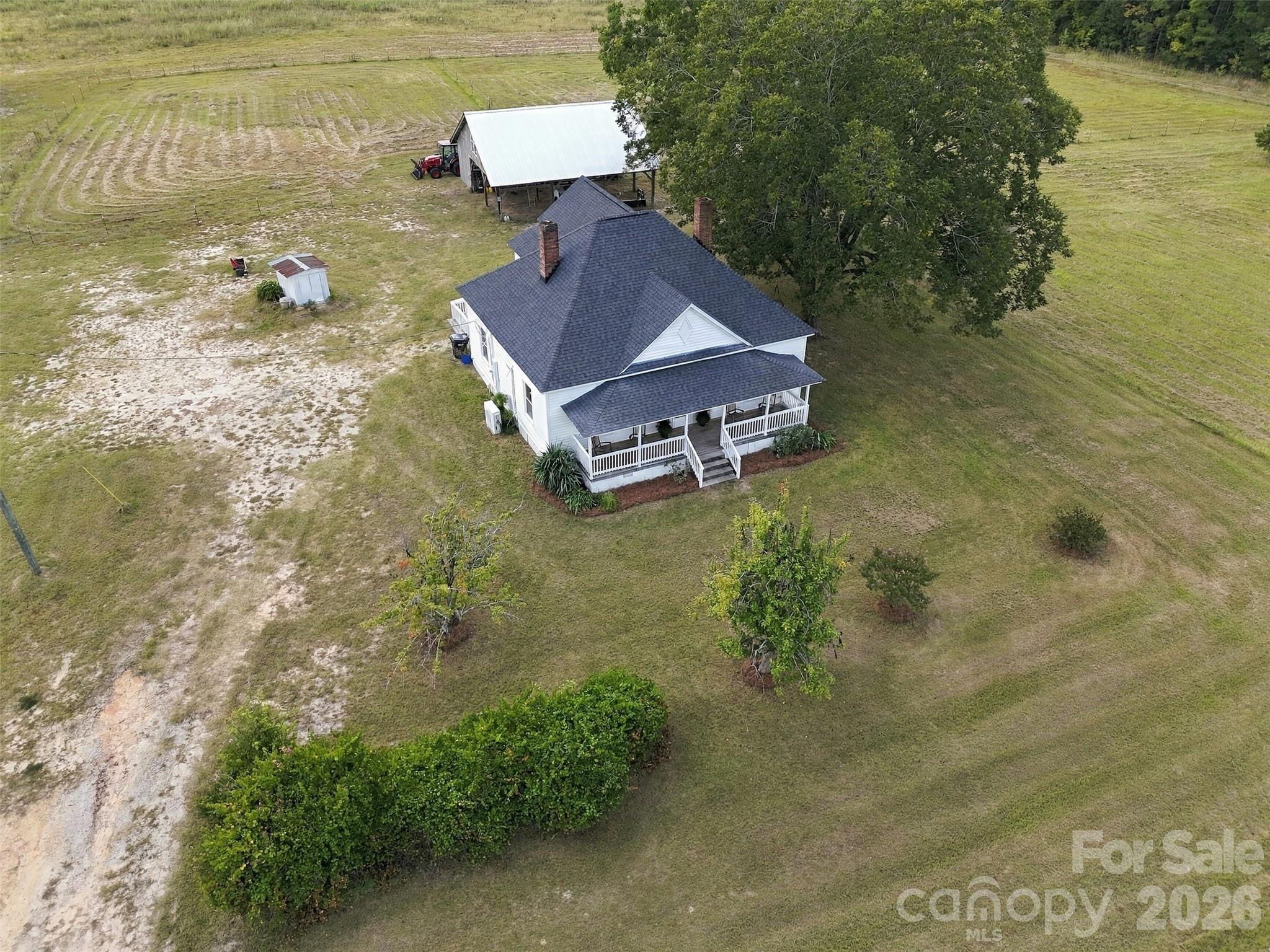 main property photo 41