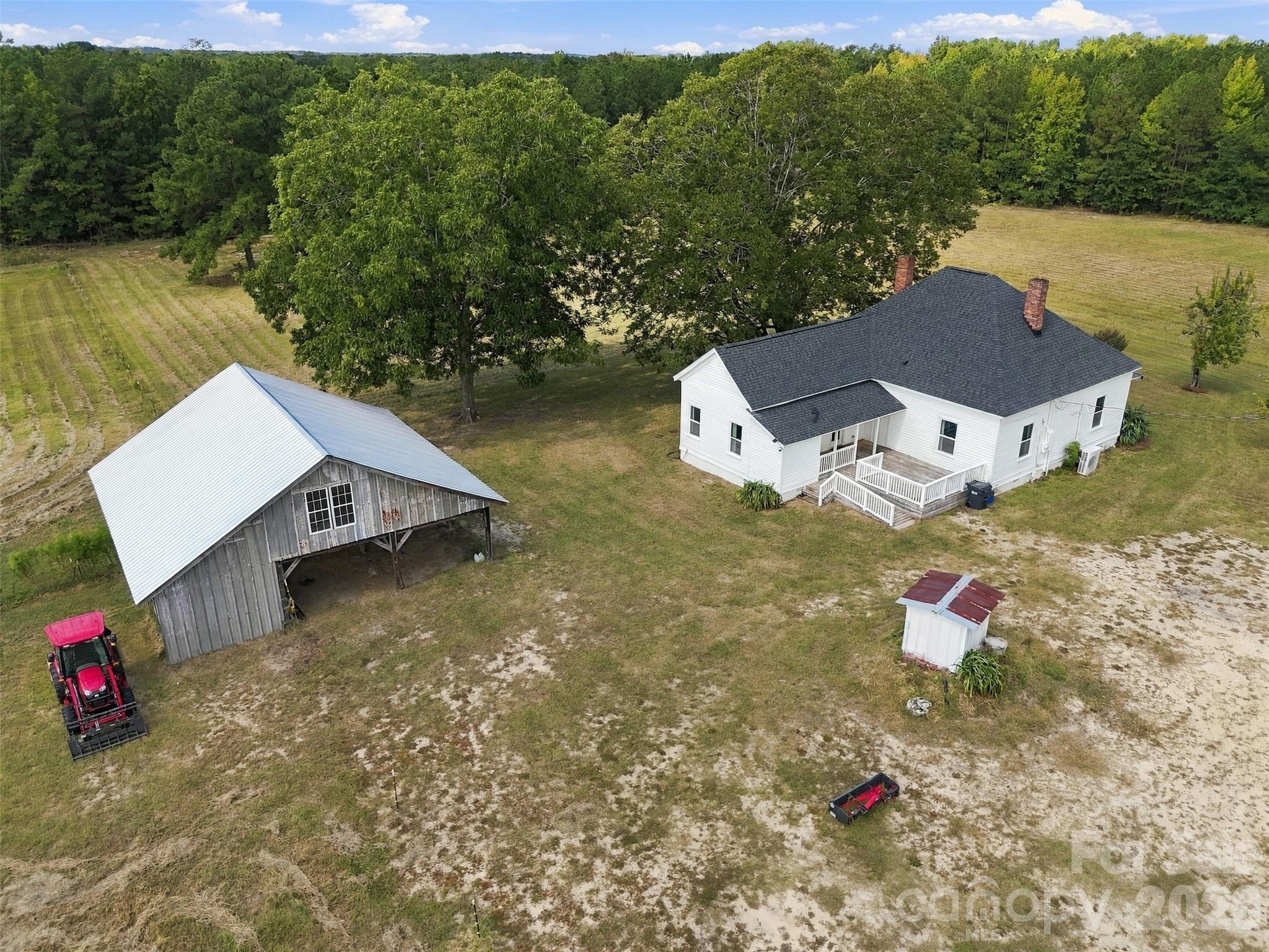 main property photo 42