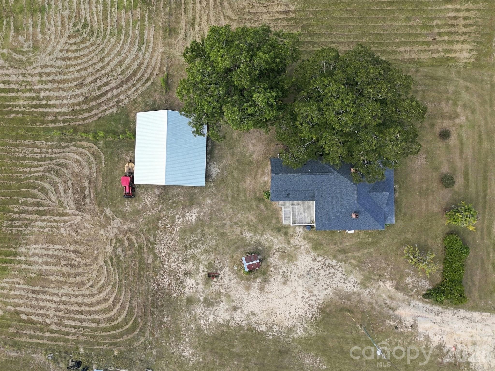 main property photo 44