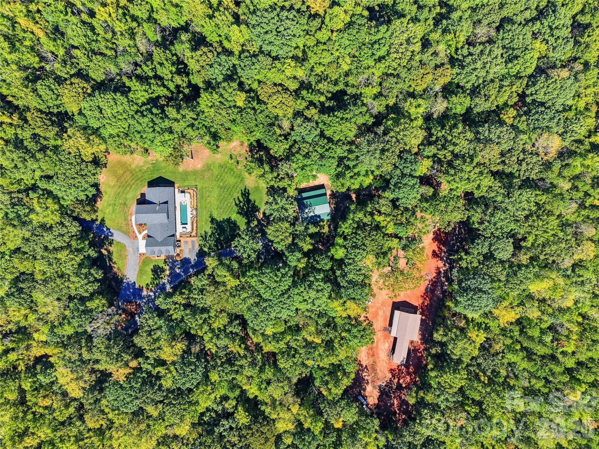 main property photo 3
