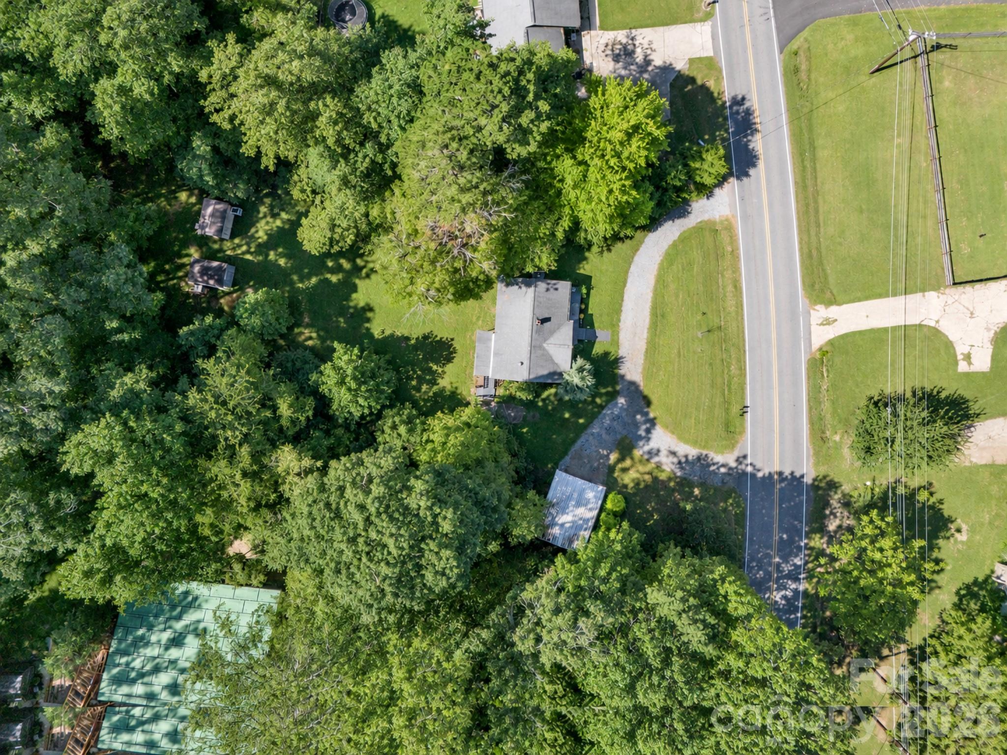 main property photo 31