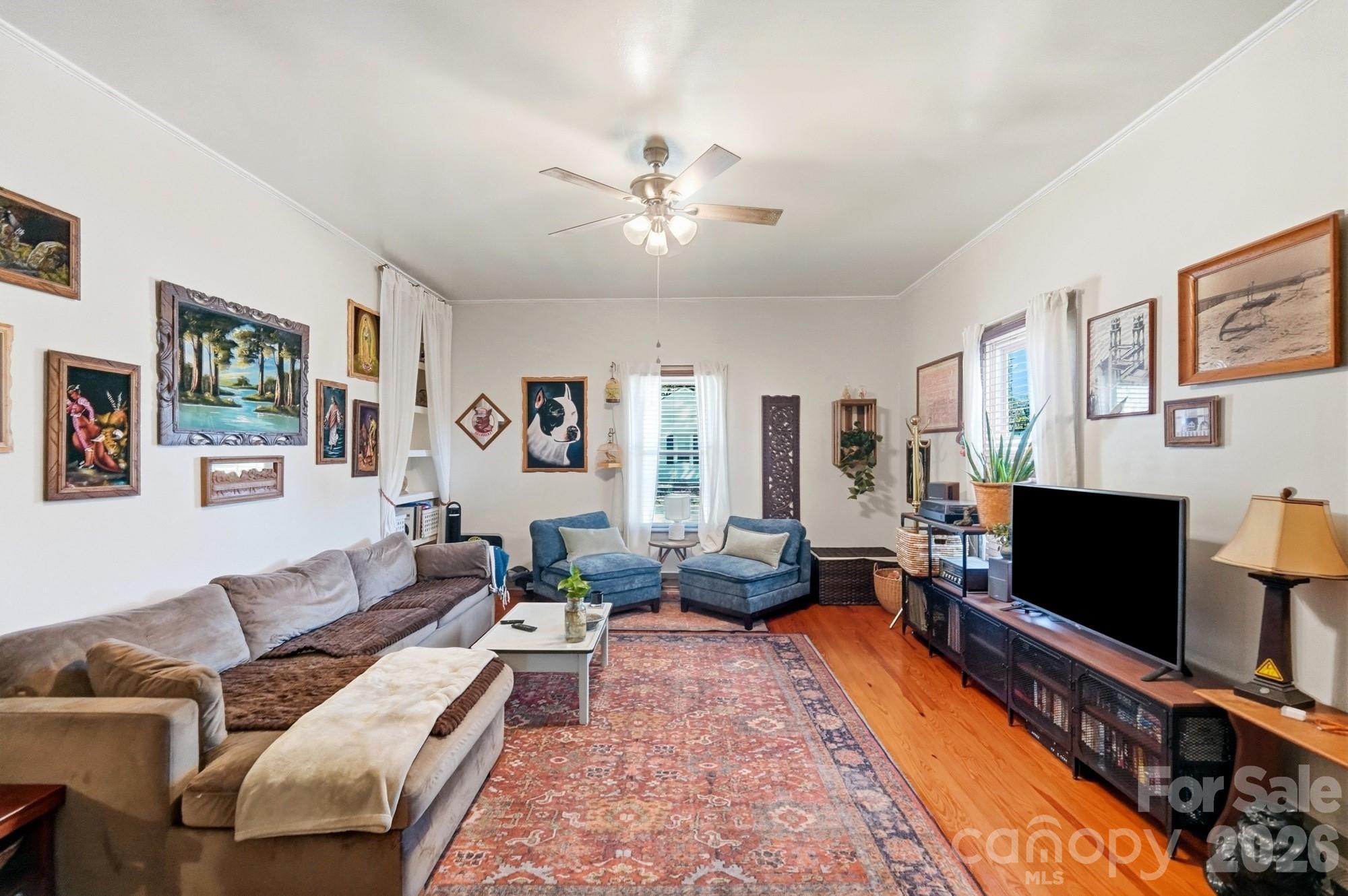 main property photo 4