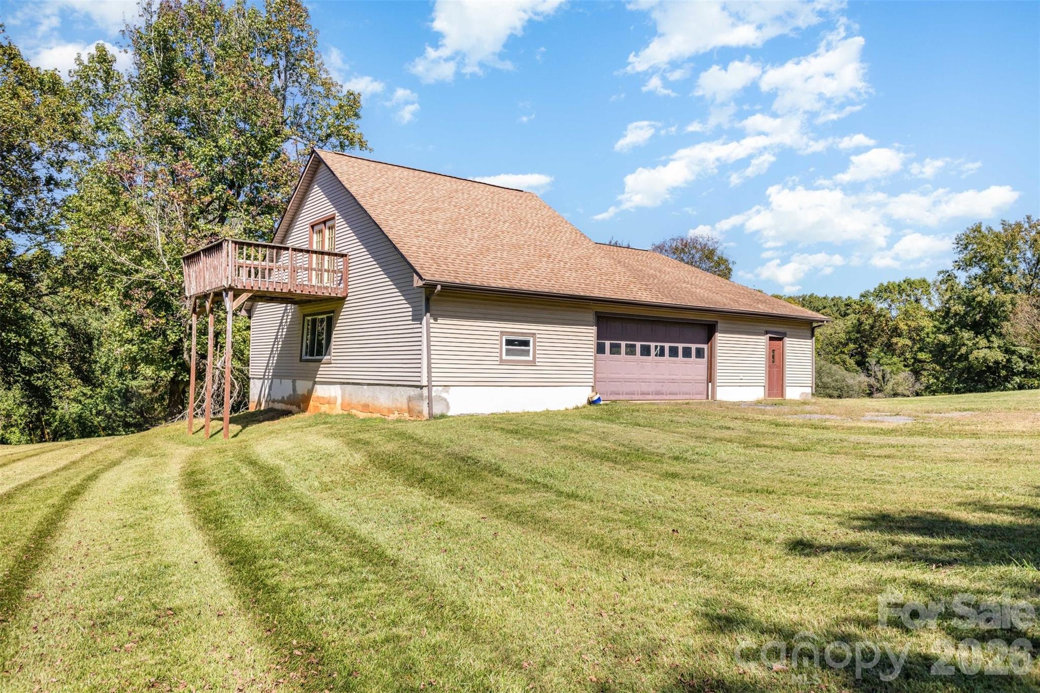 main property photo 37