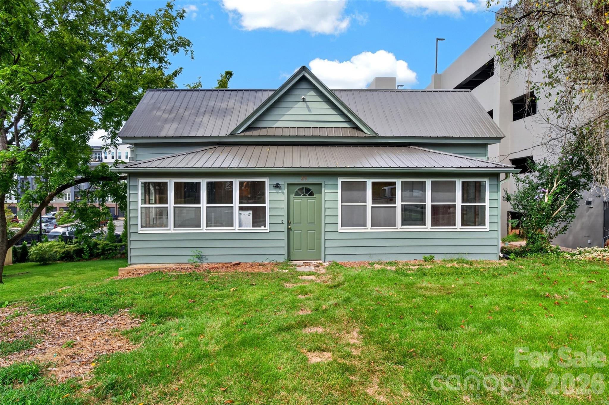 main property photo 11