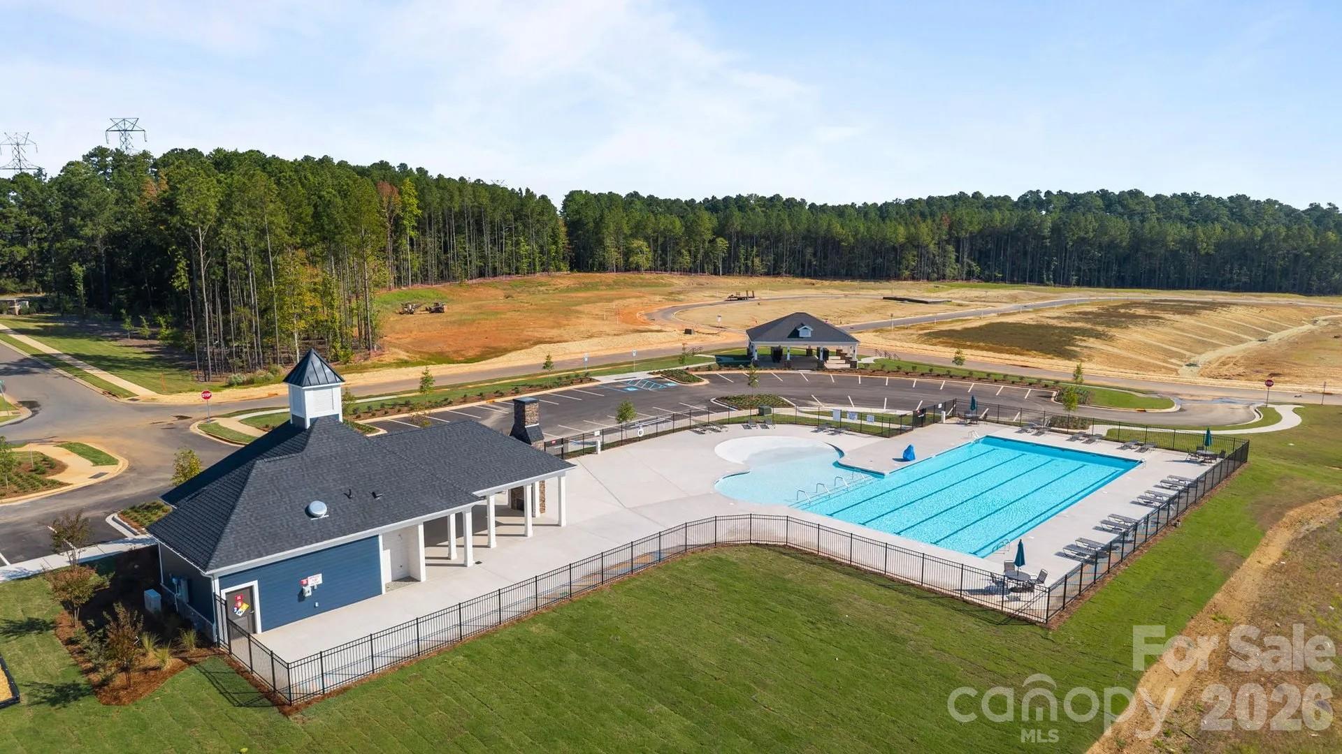 main property photo 41
