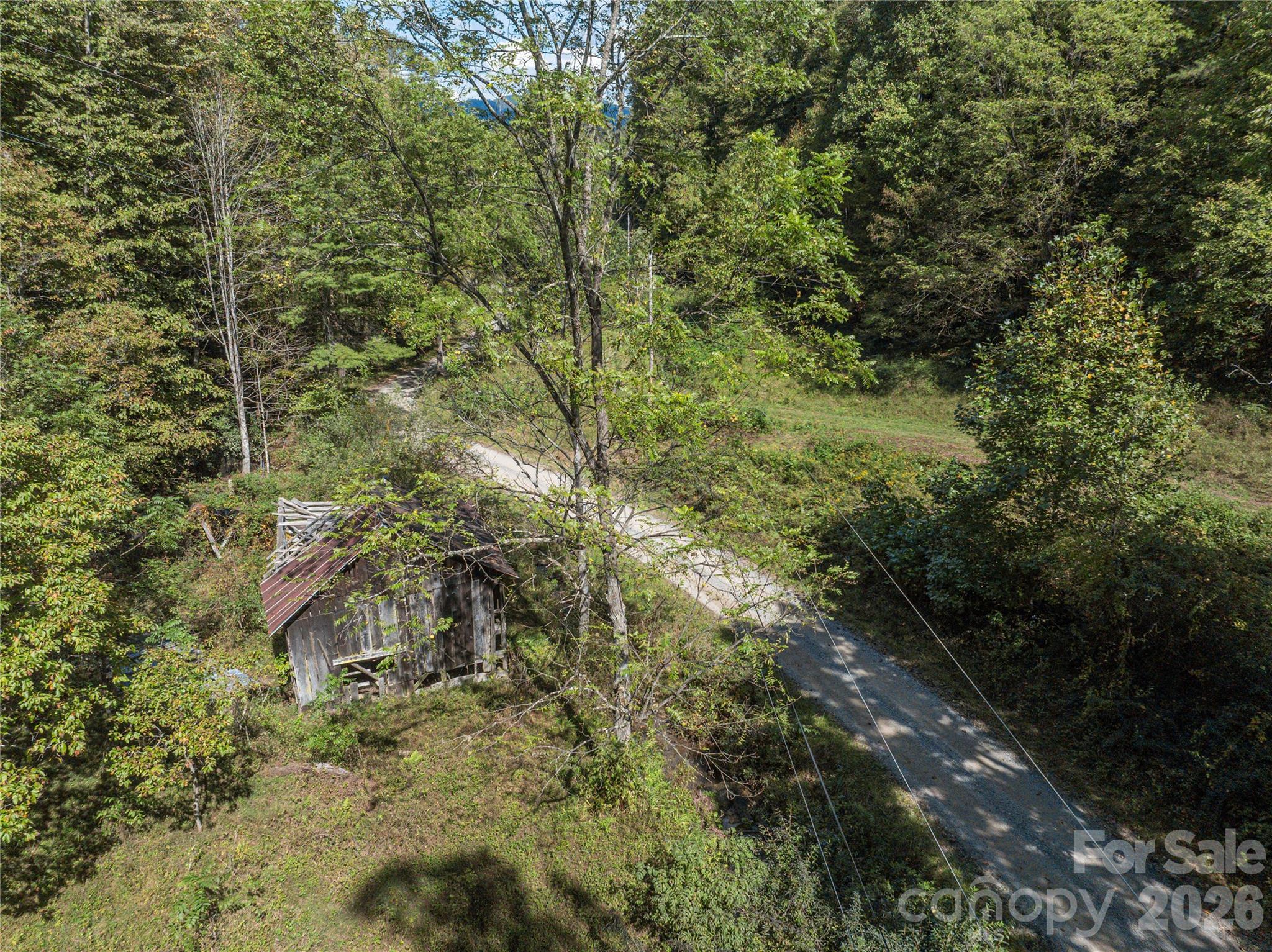 main property photo 13