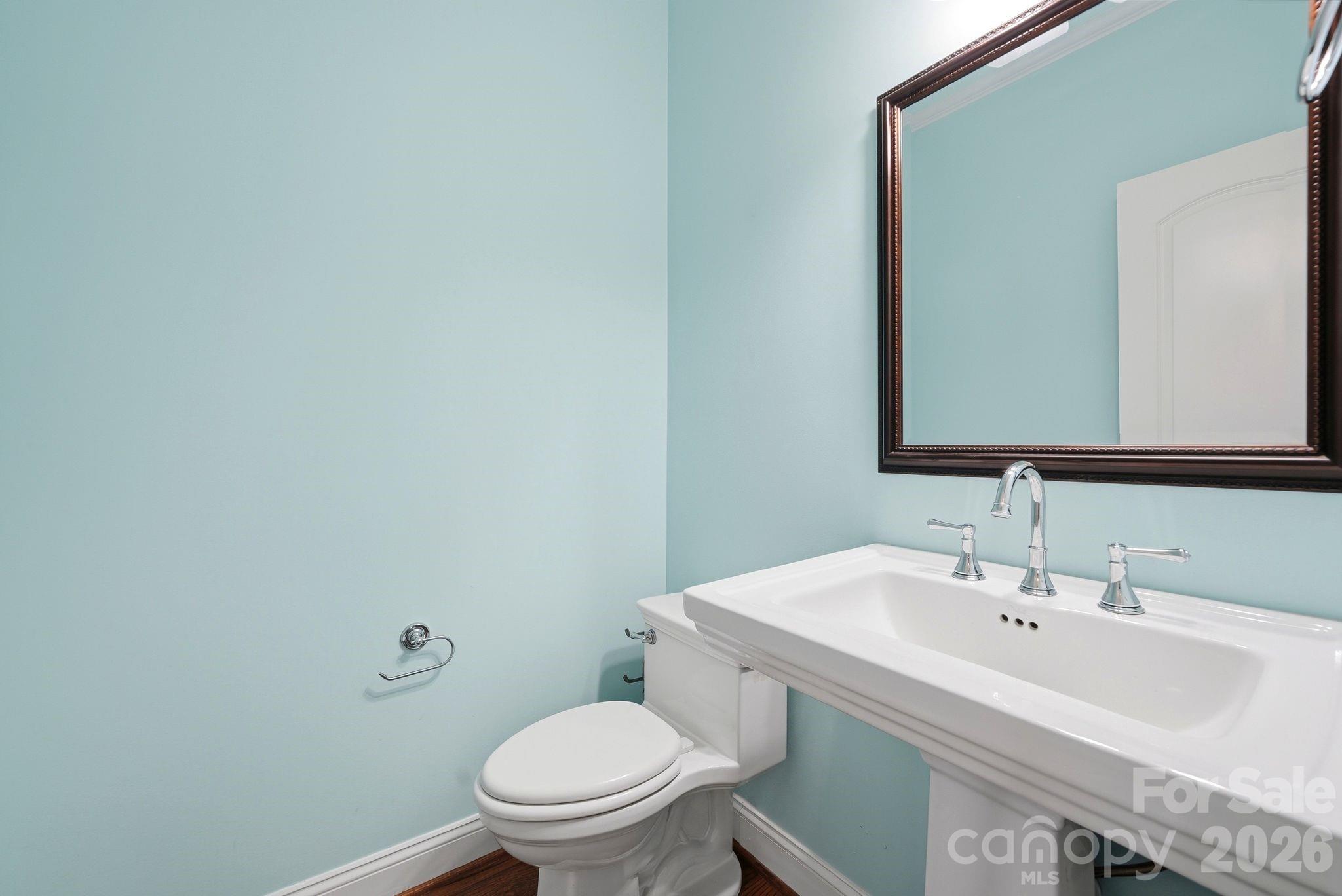 main property photo 16