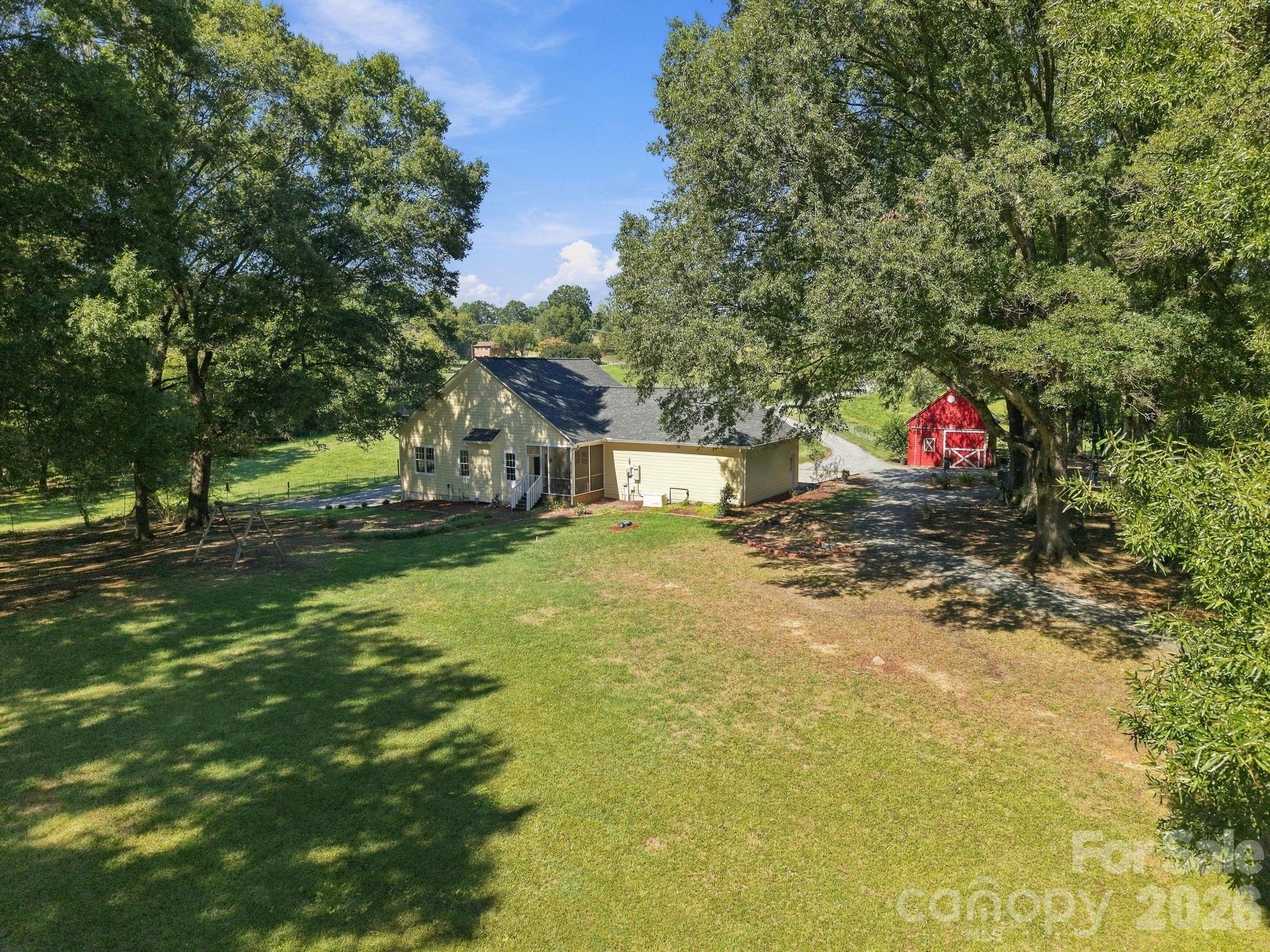 main property photo 27