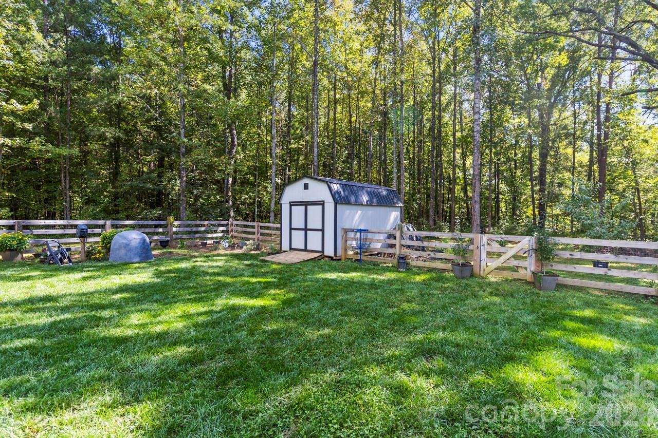 main property photo 42
