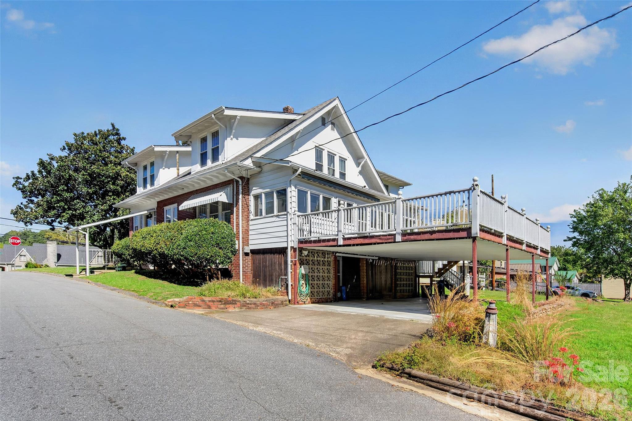 main property photo 4